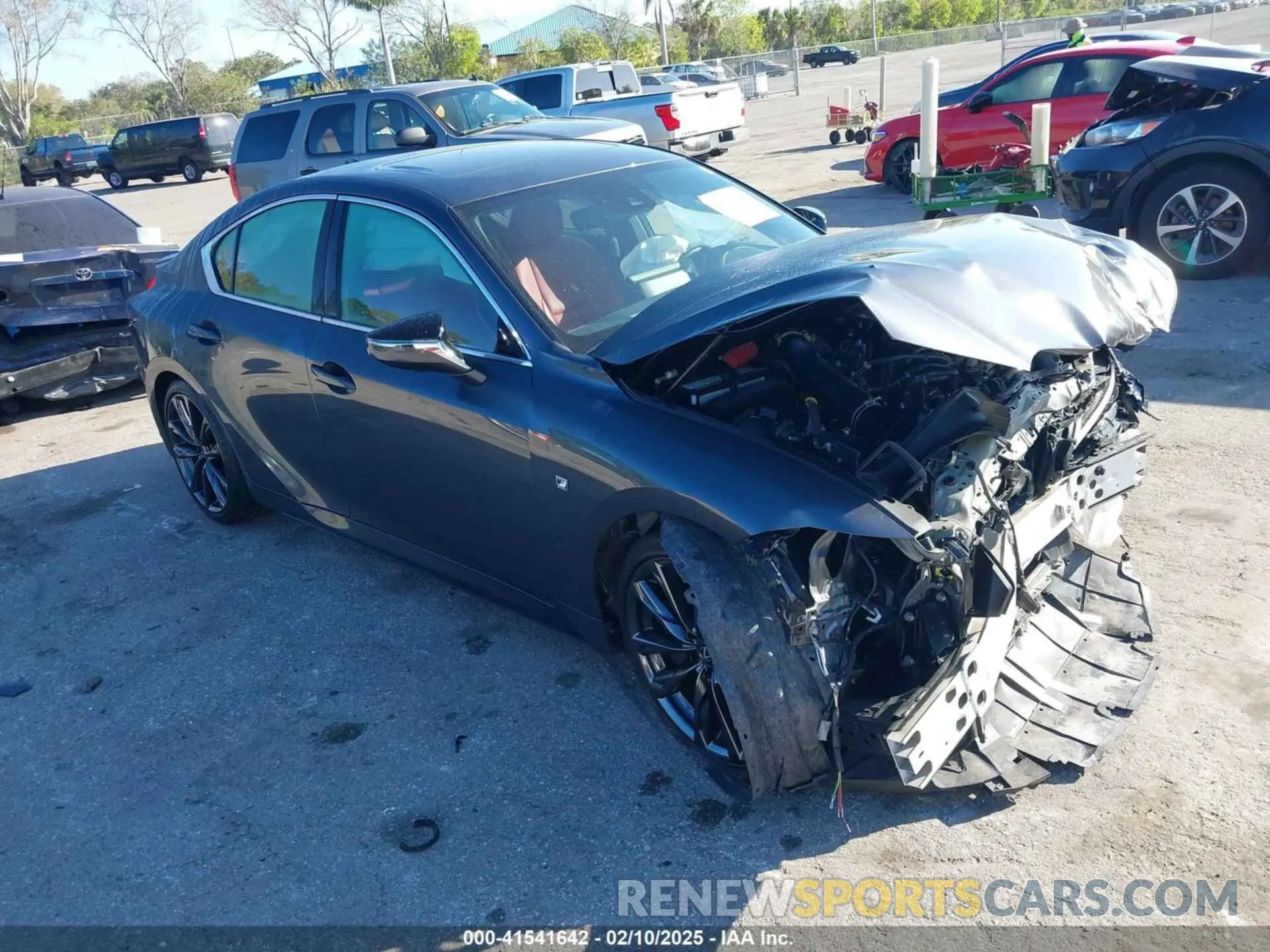 1 fotografías del automóvil dañado JTHGZ1B23P5064926 LEXUS IS 350 2023