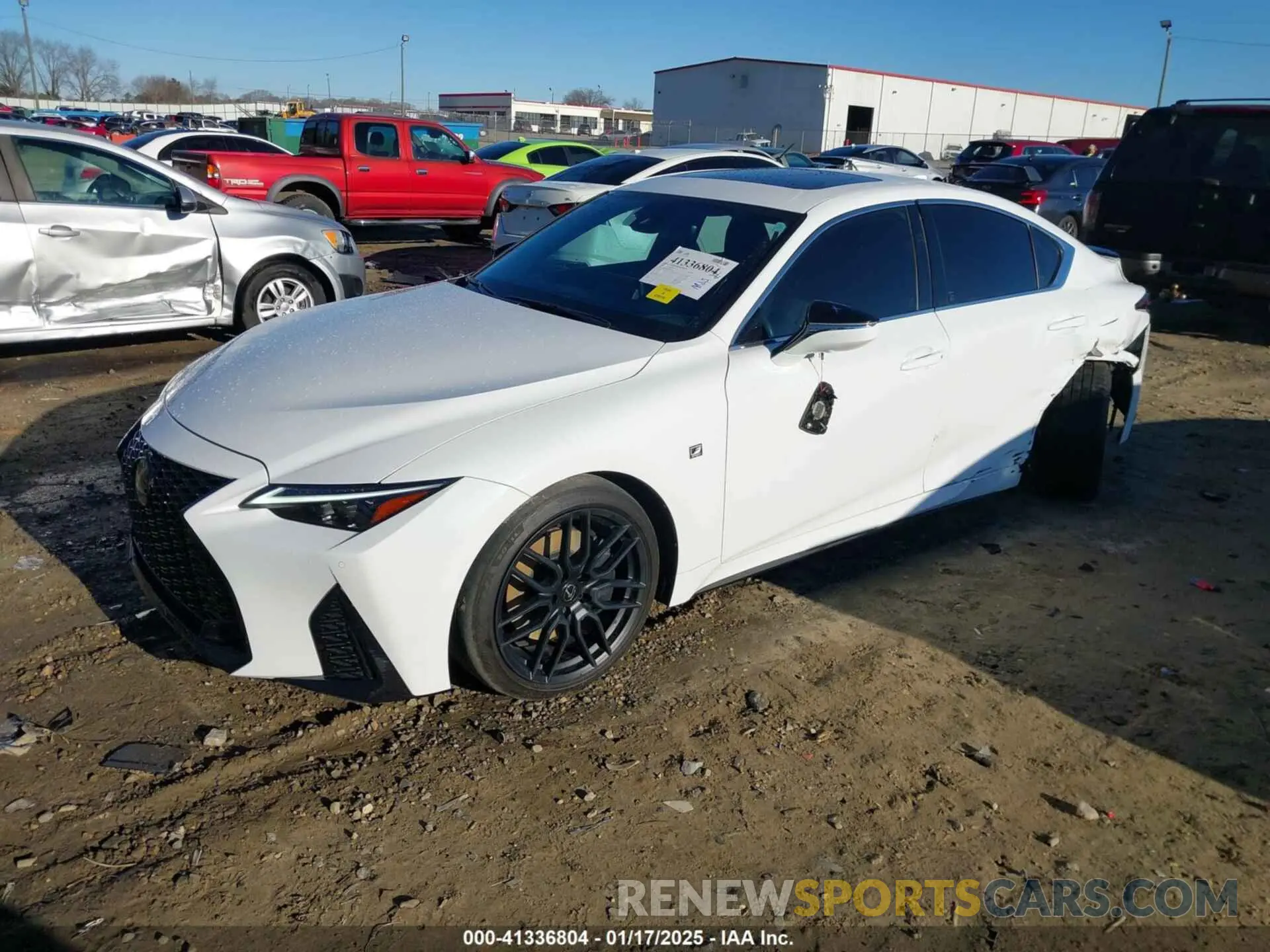 2 fotografías del automóvil dañado JTHGZ1B24P5062750 LEXUS IS 350 2023