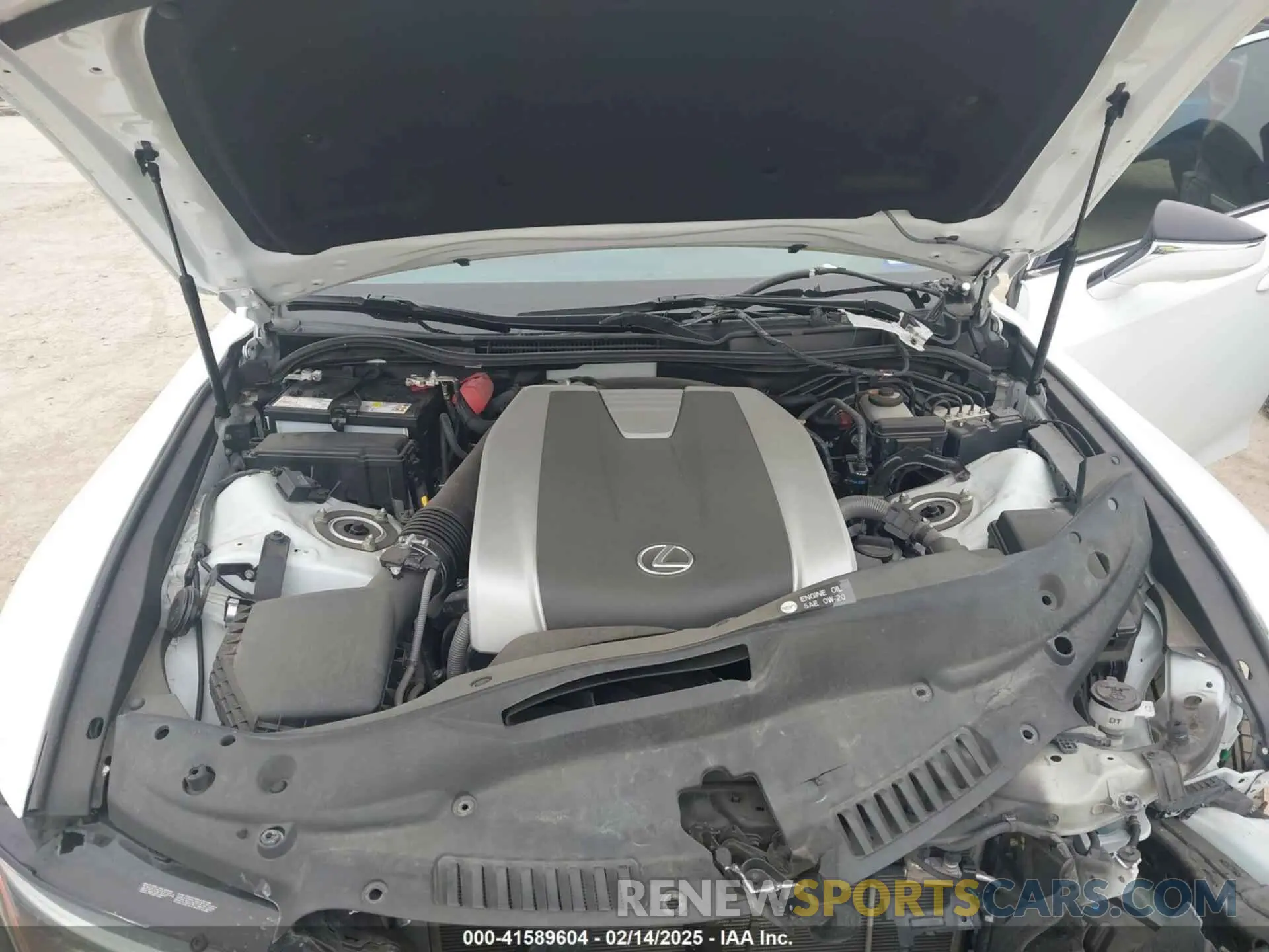 10 fotografías del automóvil dañado JTHGZ1B25P5063857 LEXUS IS 350 2023