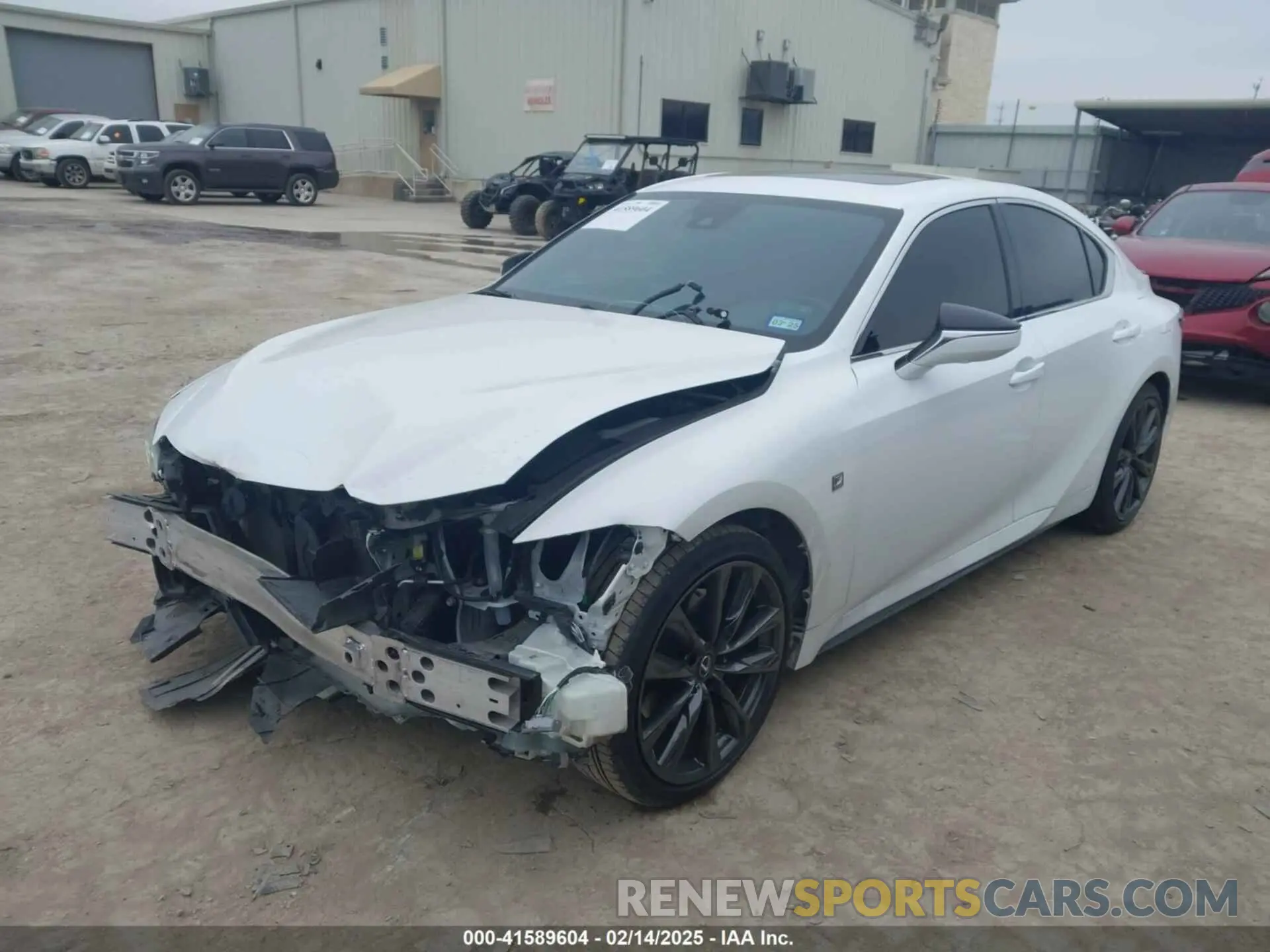 2 fotografías del automóvil dañado JTHGZ1B25P5063857 LEXUS IS 350 2023
