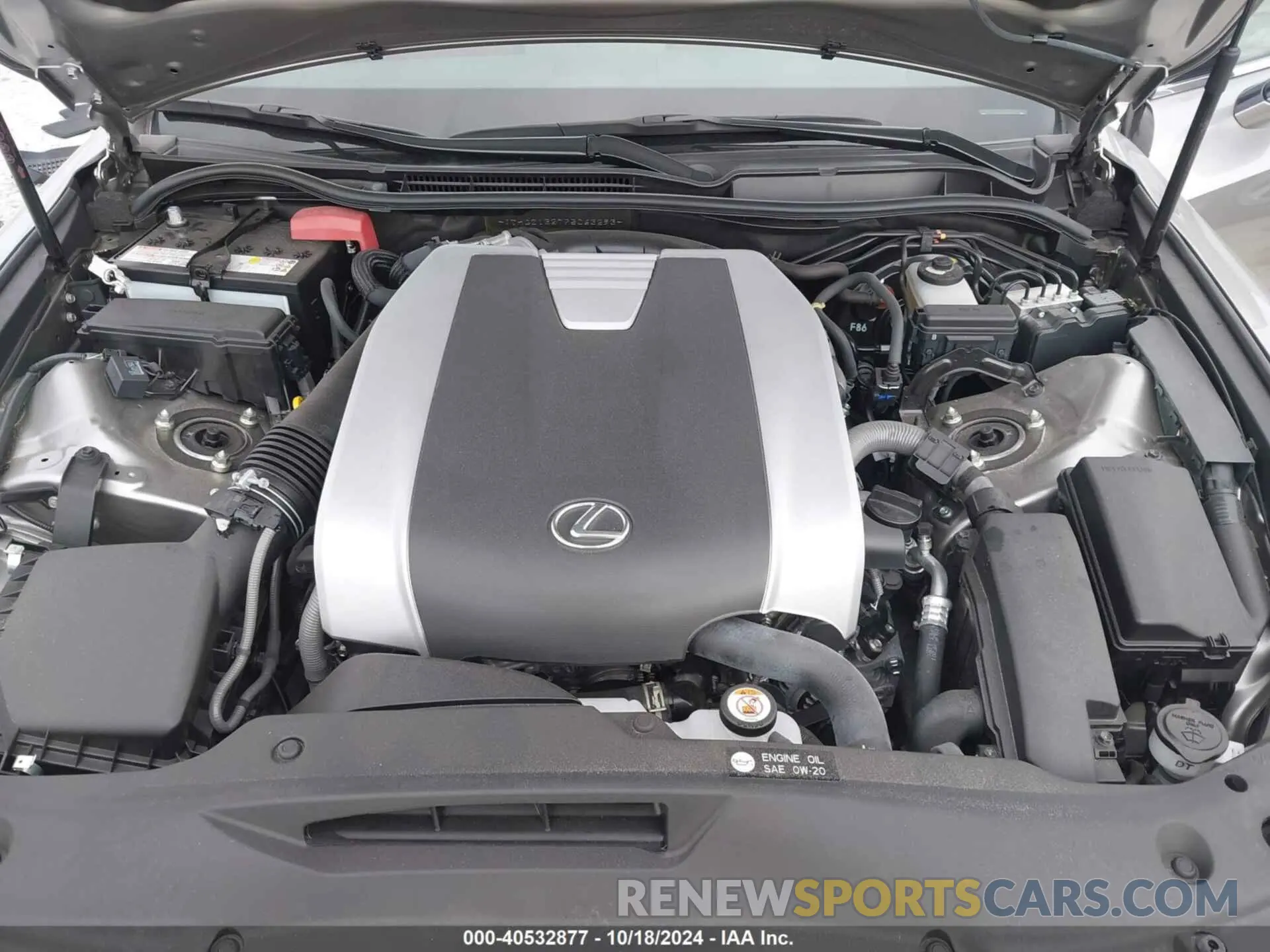 10 fotografías del automóvil dañado JTHGZ1B27P5063293 LEXUS IS 350 2023