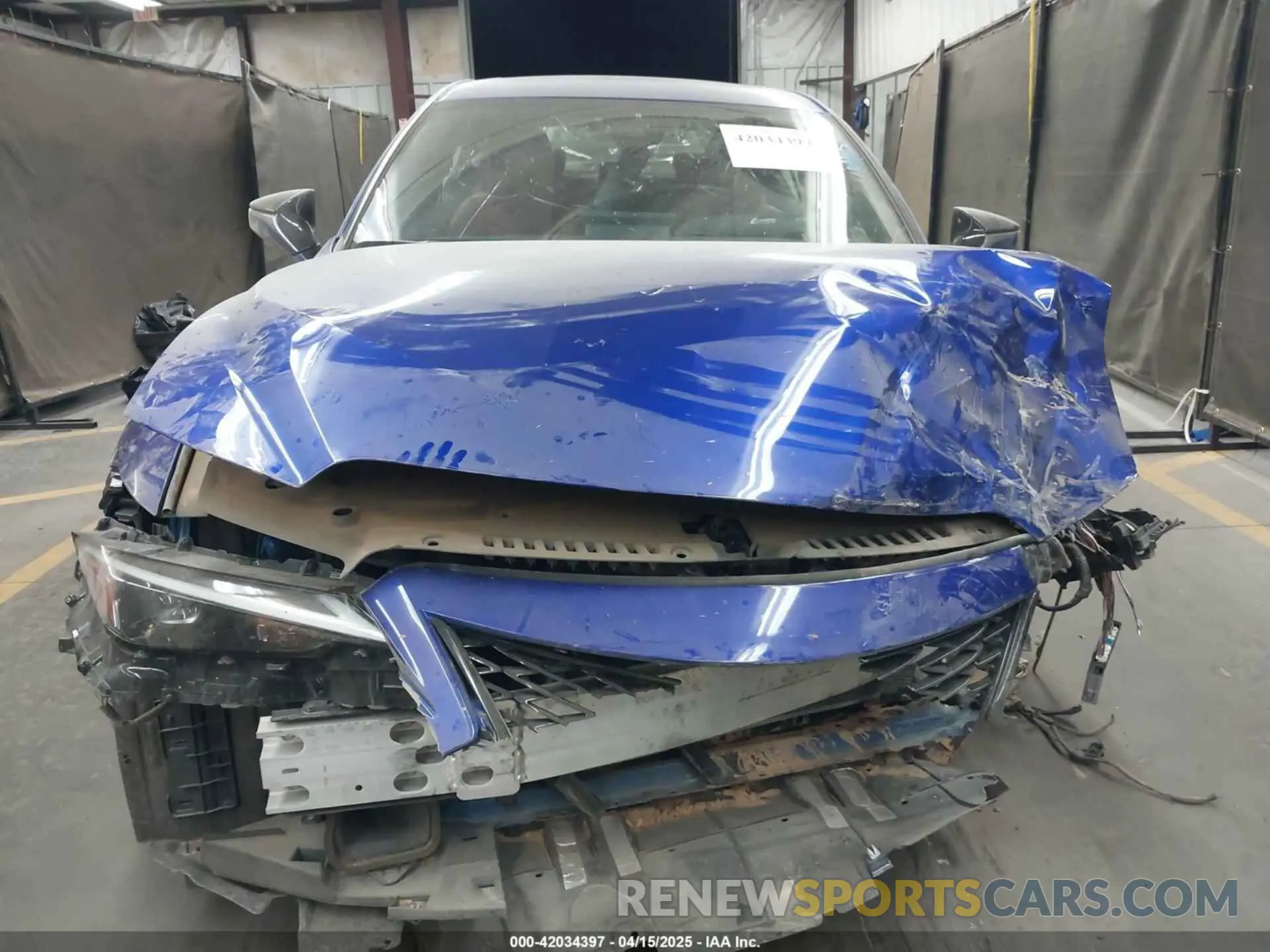 13 fotografías del automóvil dañado JTHGZ1B27P5065495 LEXUS IS 350 2023