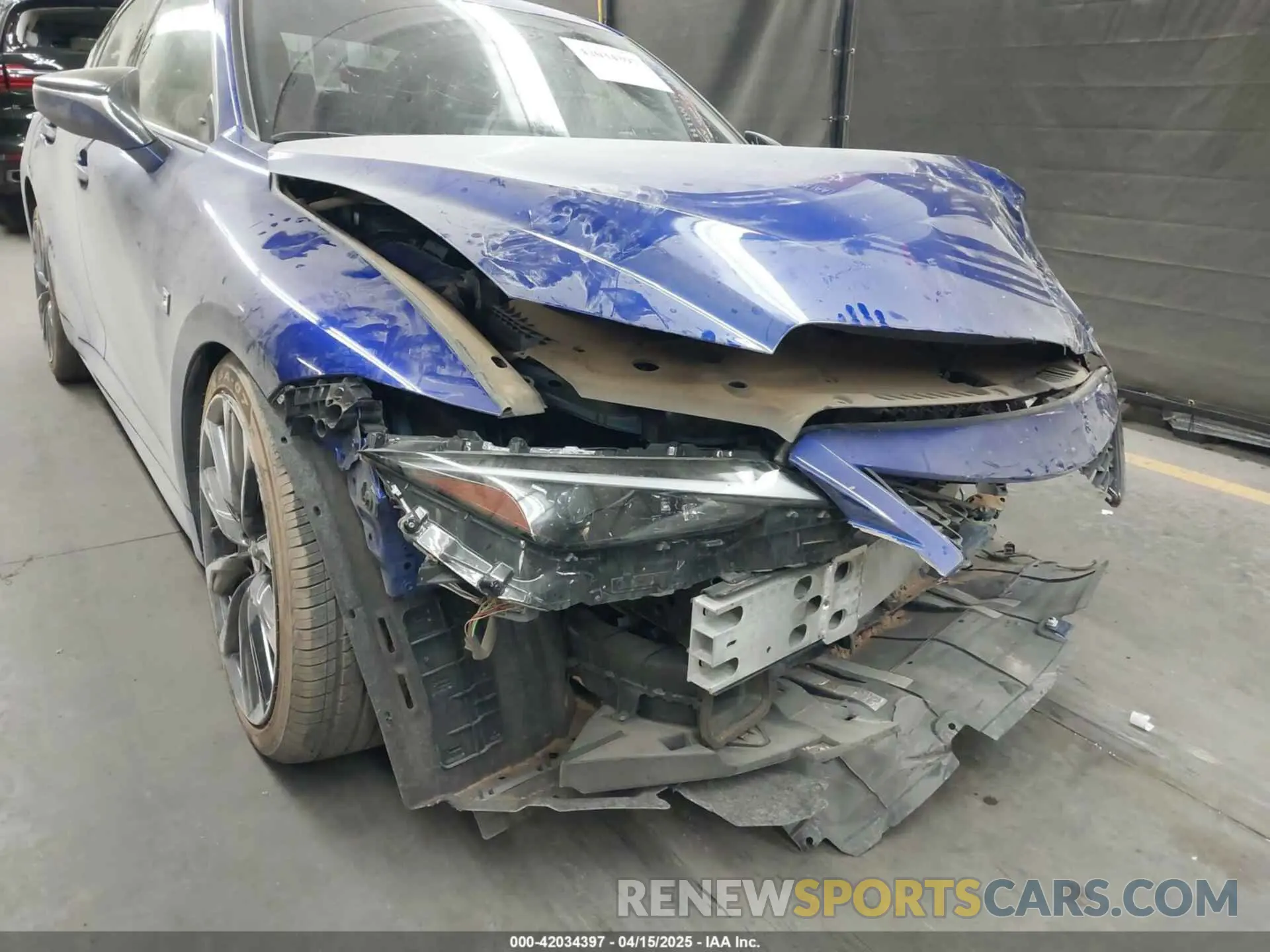 6 fotografías del automóvil dañado JTHGZ1B27P5065495 LEXUS IS 350 2023