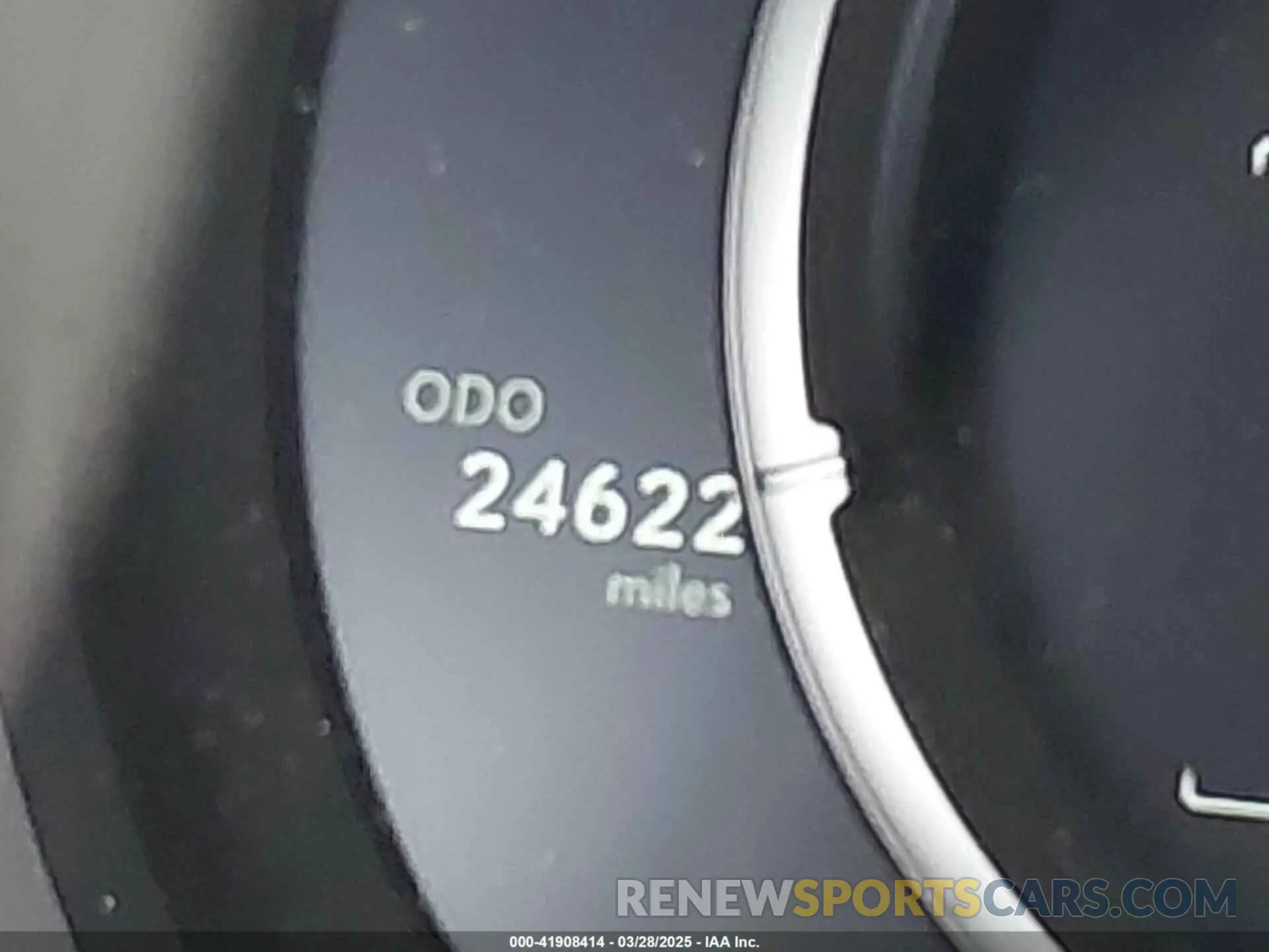 16 fotografías del automóvil dañado JTHGZ1B27P5071491 LEXUS IS 350 2023