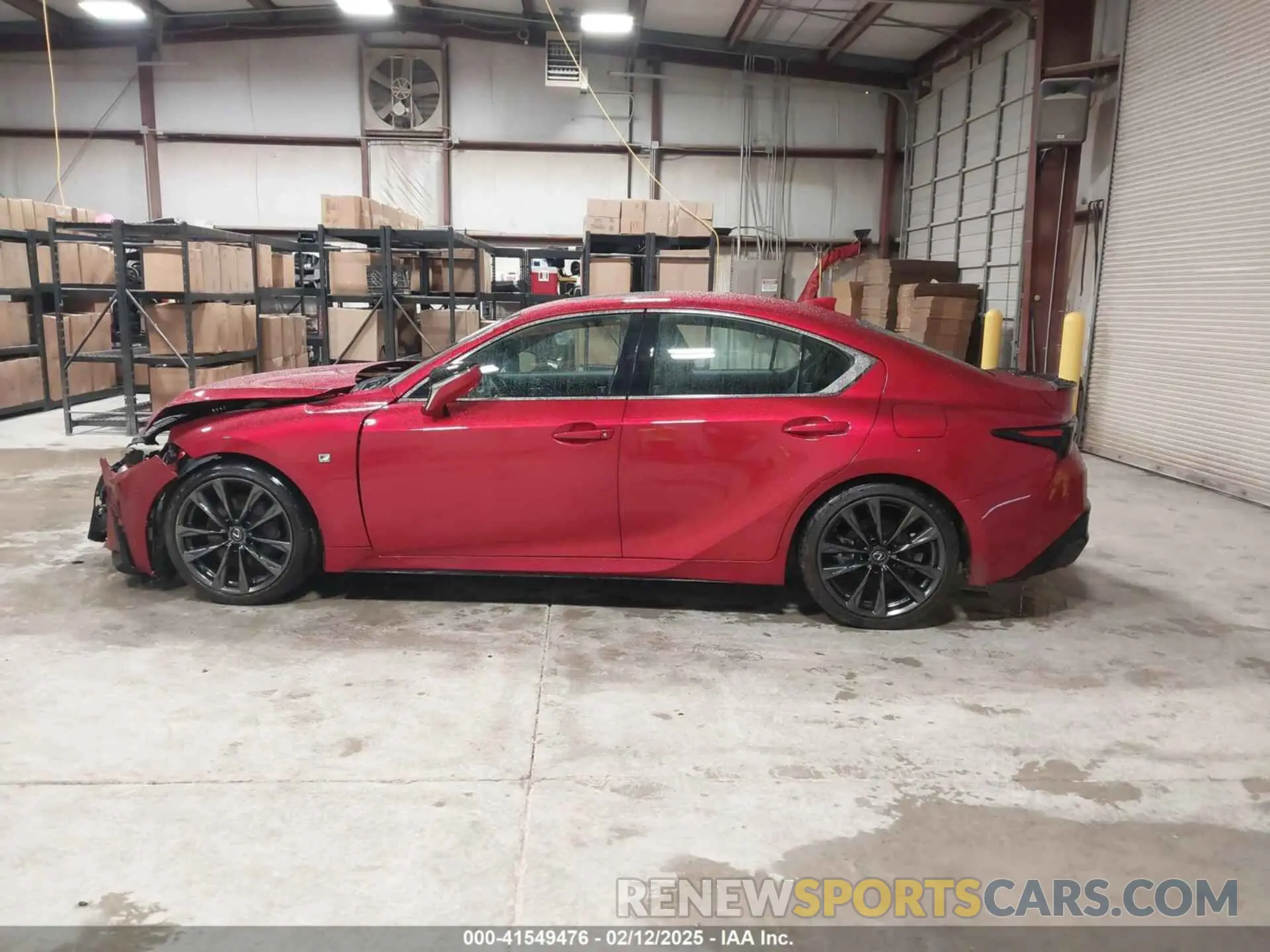14 fotografías del automóvil dañado JTHGZ1B28P5067949 LEXUS IS 350 2023