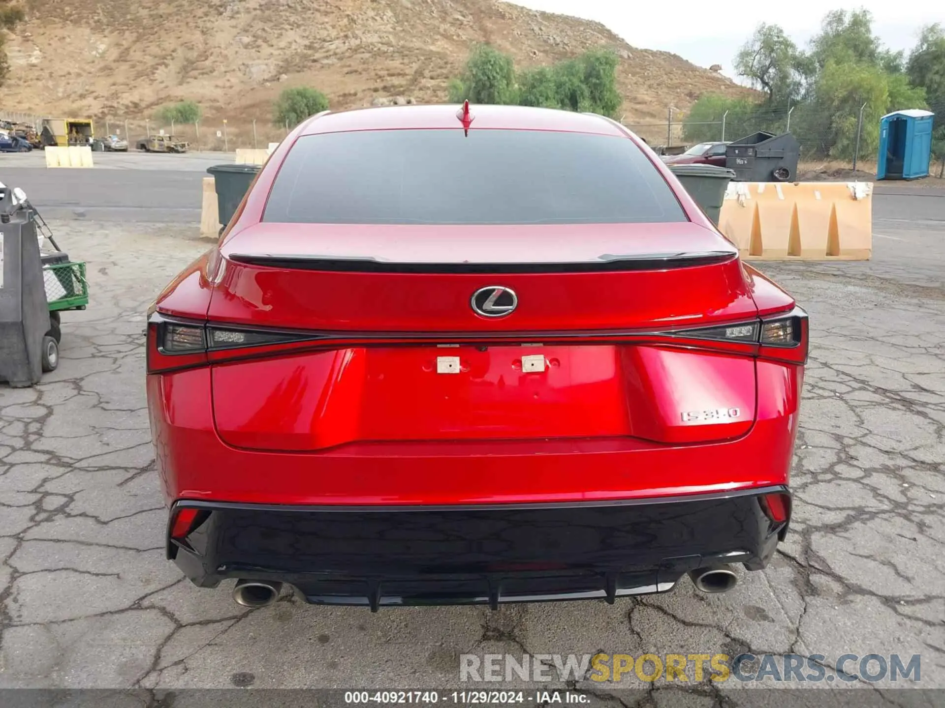 17 fotografías del automóvil dañado JTHGZ1B28P5069376 LEXUS IS 350 2023