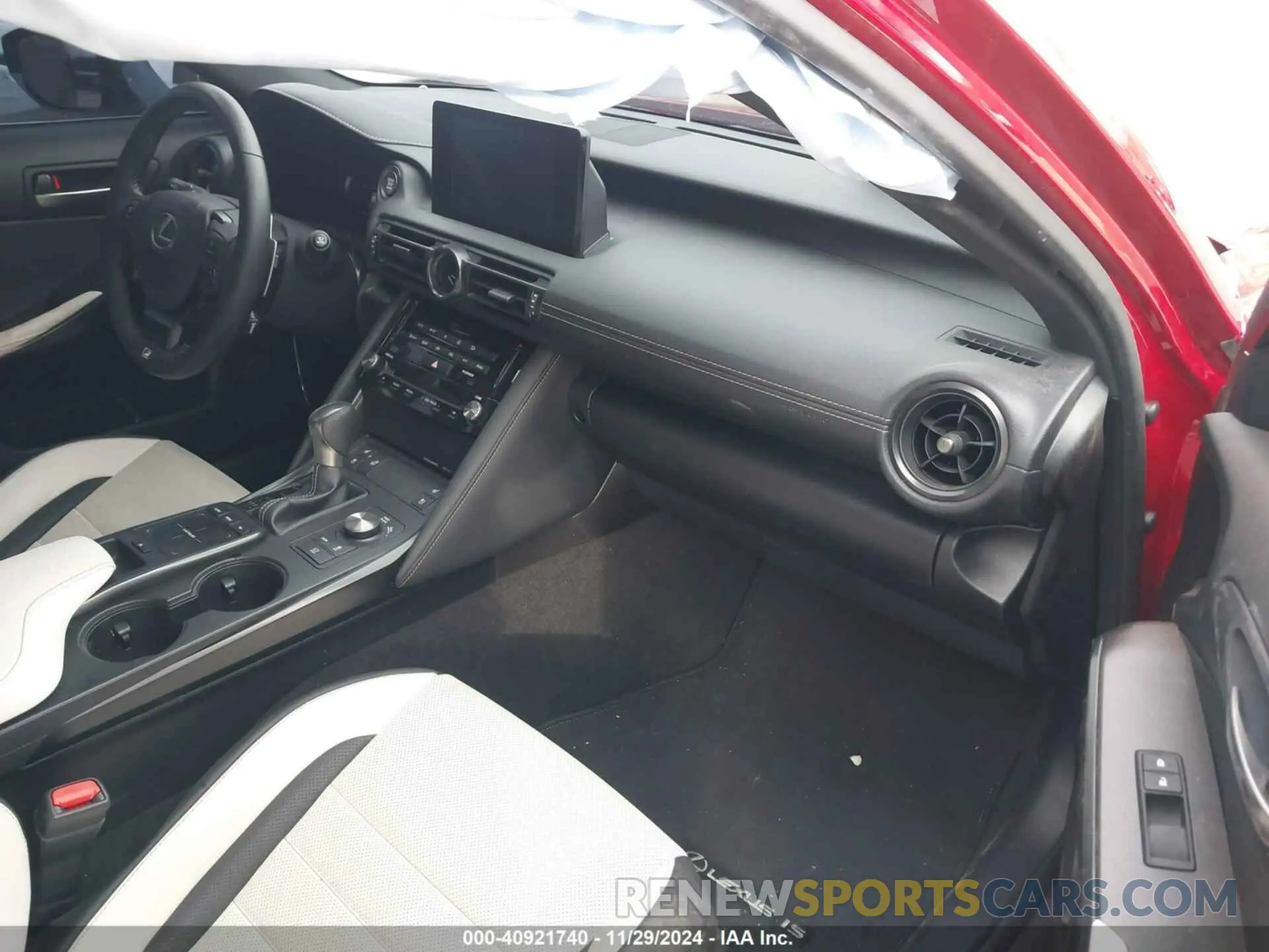 5 fotografías del automóvil dañado JTHGZ1B28P5069376 LEXUS IS 350 2023
