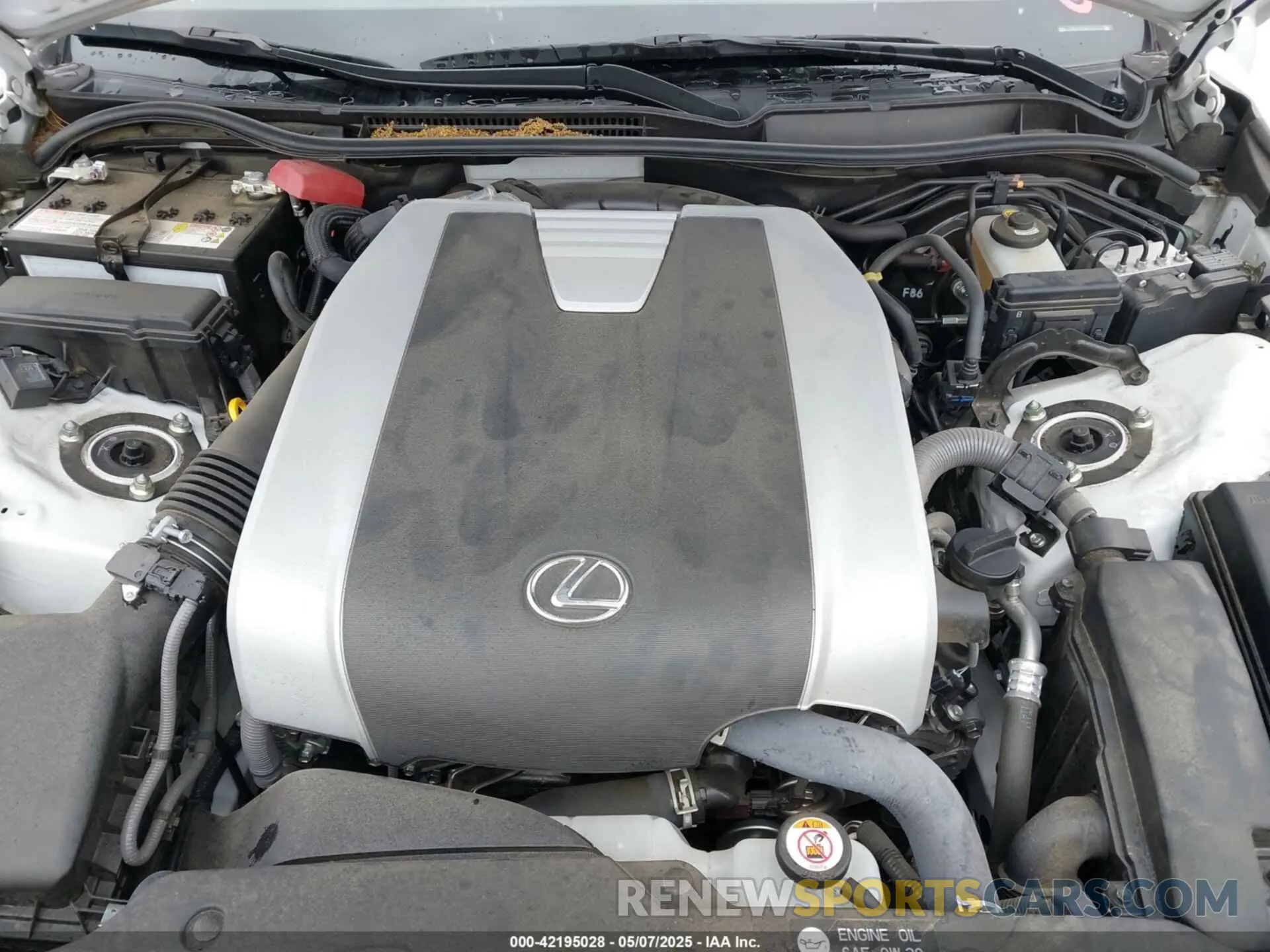 10 fotografías del automóvil dañado JTHGZ1B2XP5058945 LEXUS IS 350 2023