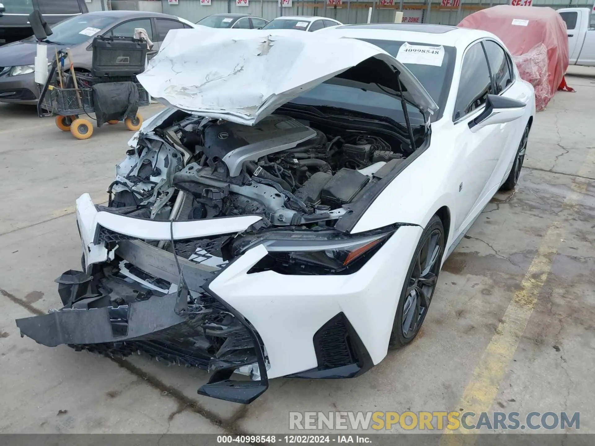 17 fotografías del automóvil dañado JTHGZ1B2XP5059612 LEXUS IS 350 2023