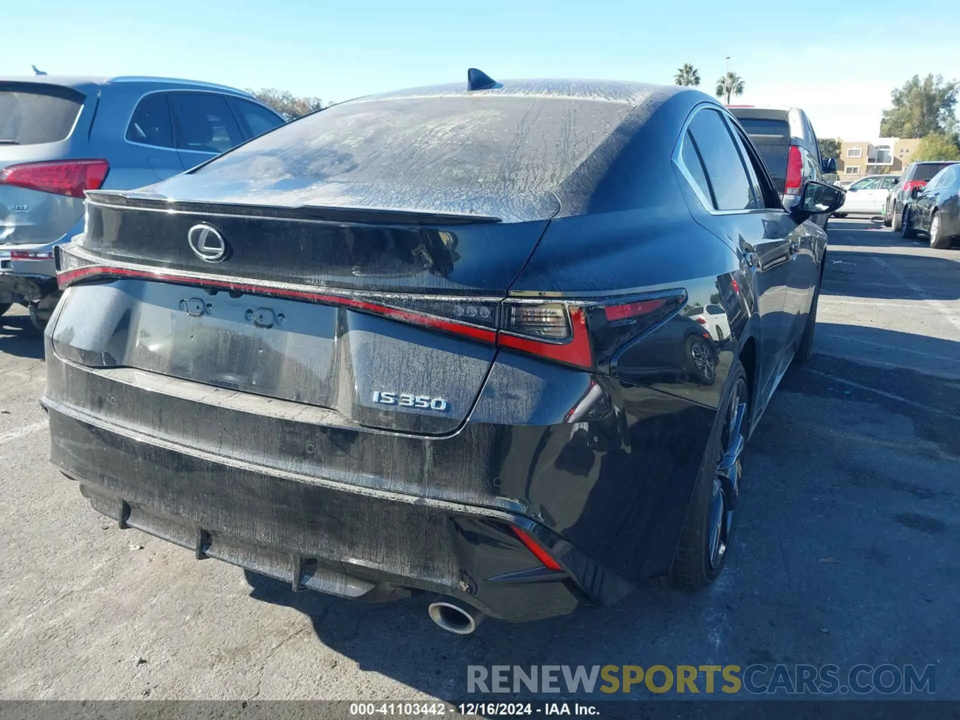 4 fotografías del automóvil dañado JTHGZ1B2XP5061098 LEXUS IS 350 2023