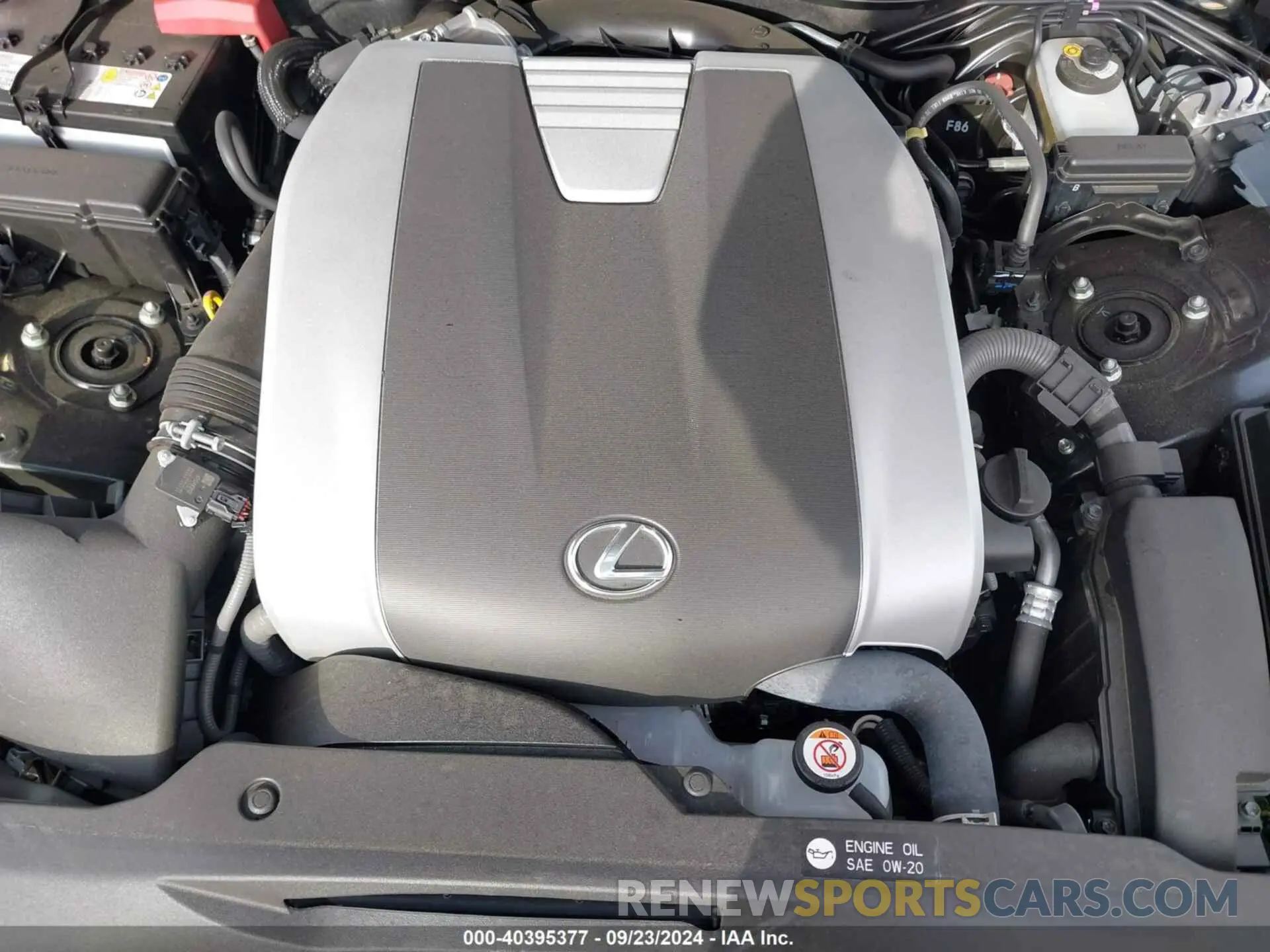 10 fotografías del automóvil dañado JTHGZ1E21P5029412 LEXUS IS 350 2023