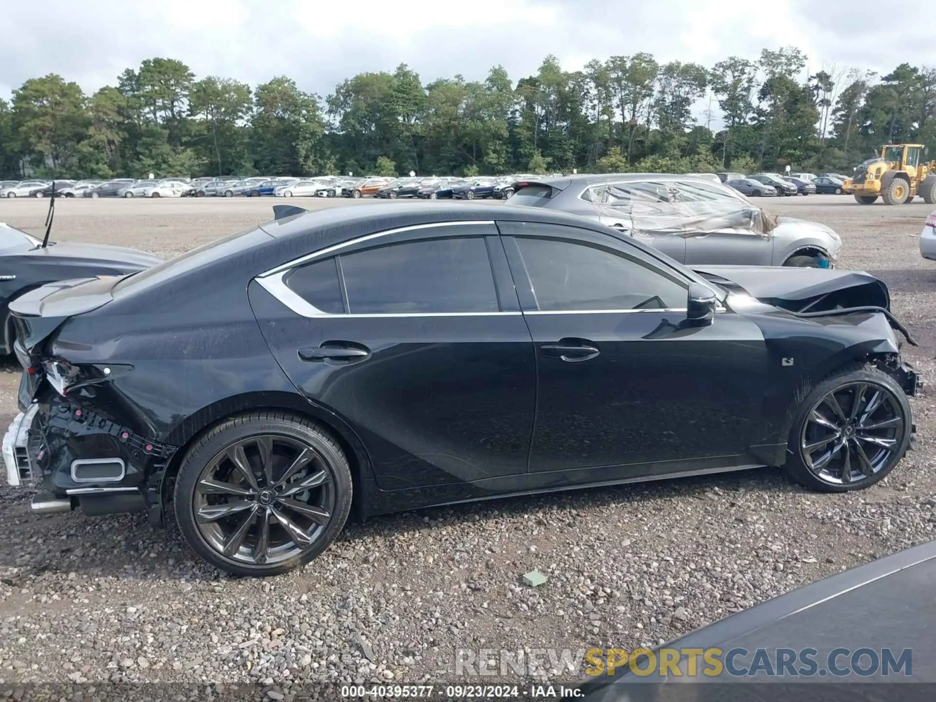 14 fotografías del automóvil dañado JTHGZ1E21P5029412 LEXUS IS 350 2023