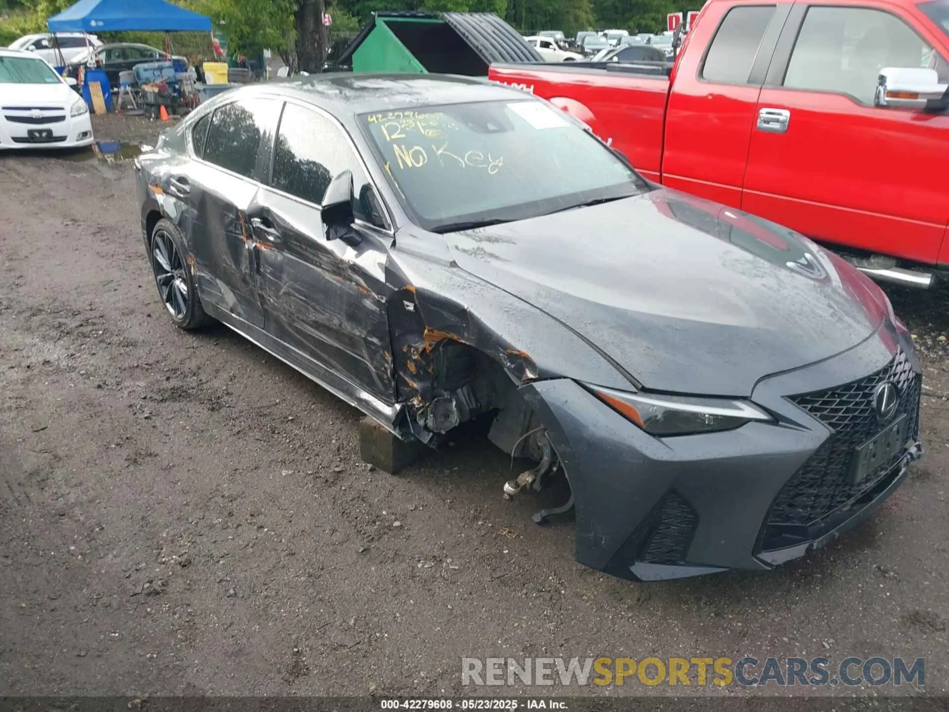 6 fotografías del automóvil dañado JTHGZ1E23P5028570 LEXUS IS 350 2023