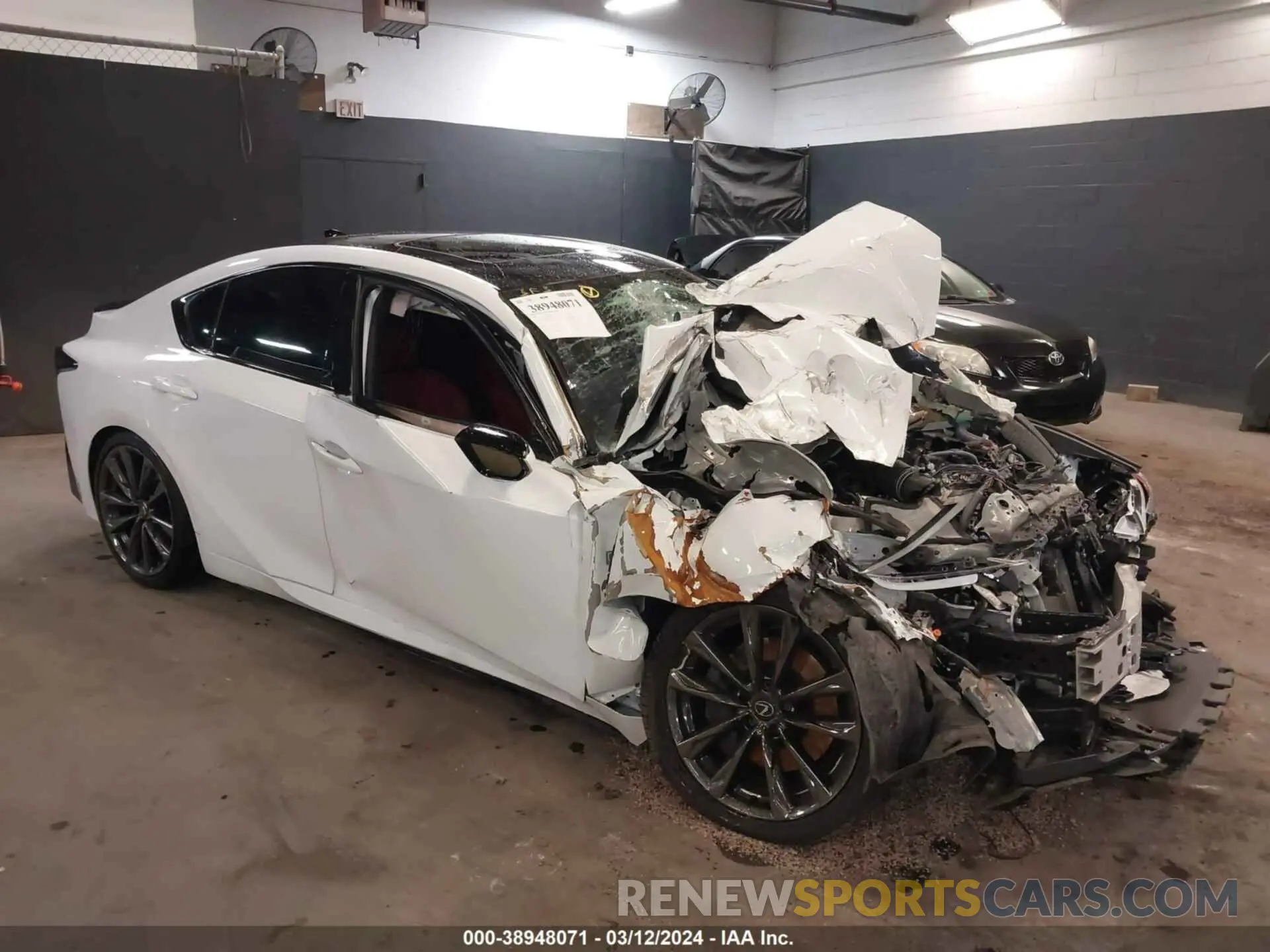 1 fotografías del automóvil dañado JTHGZ1E27P5029270 LEXUS IS 350 2023