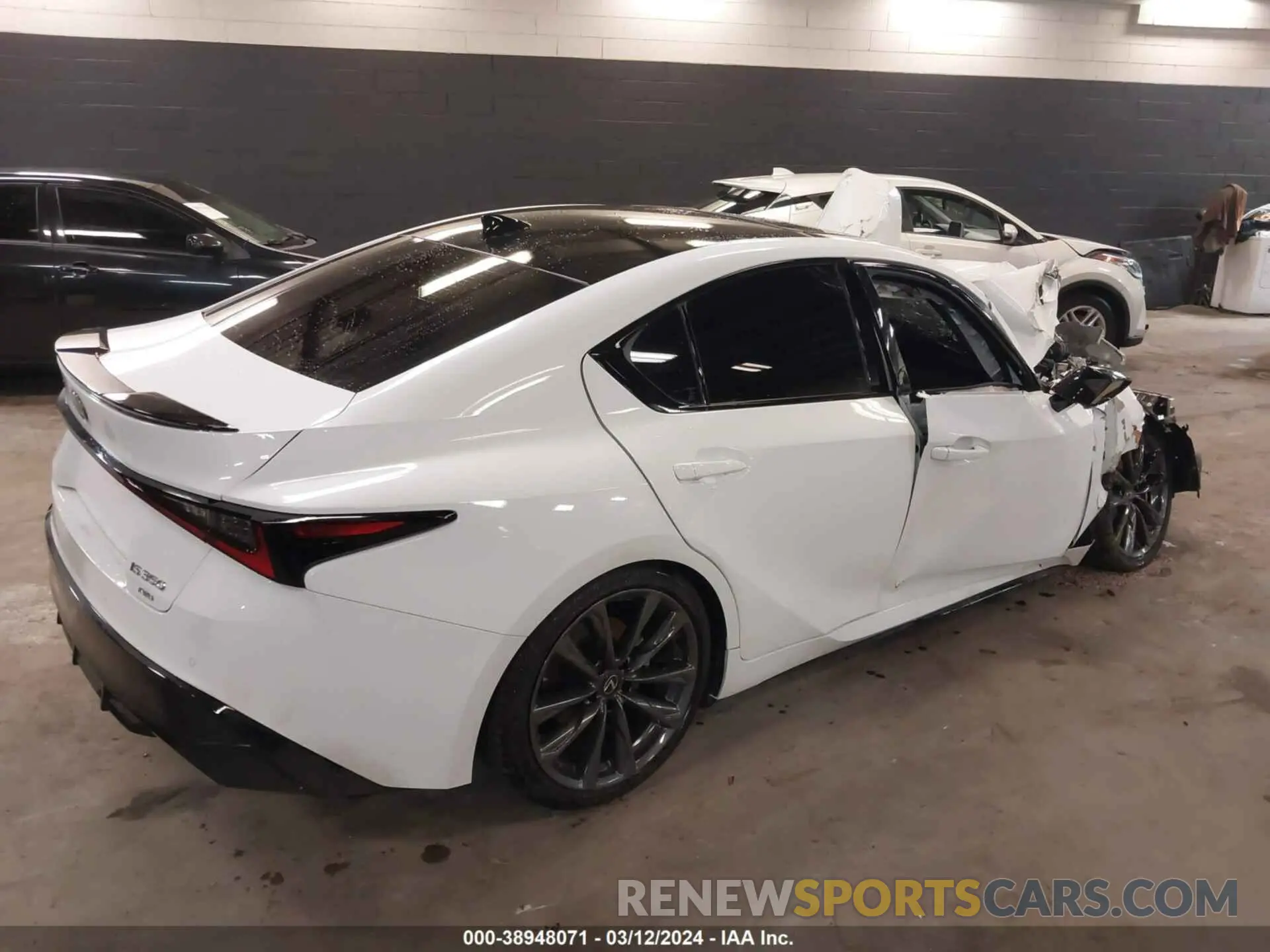 4 fotografías del automóvil dañado JTHGZ1E27P5029270 LEXUS IS 350 2023