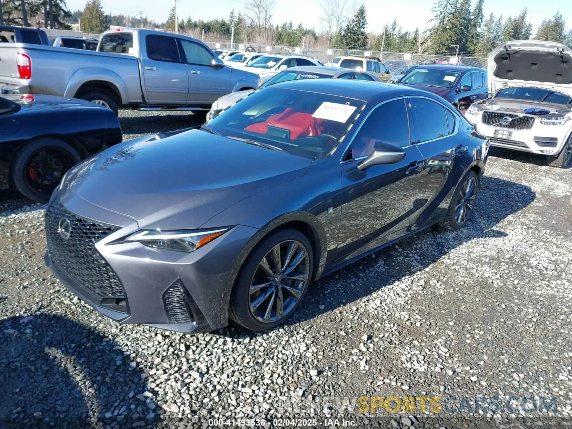2 fotografías del automóvil dañado JTHGZ1E28P5027415 LEXUS IS 350 2023