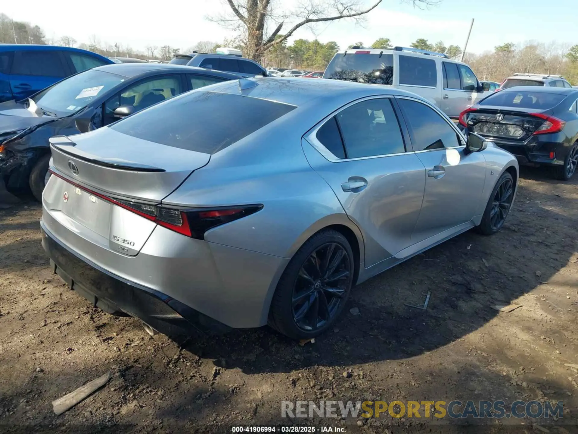 4 fotografías del automóvil dañado JTHGZ1E2XP5027982 LEXUS IS 350 2023