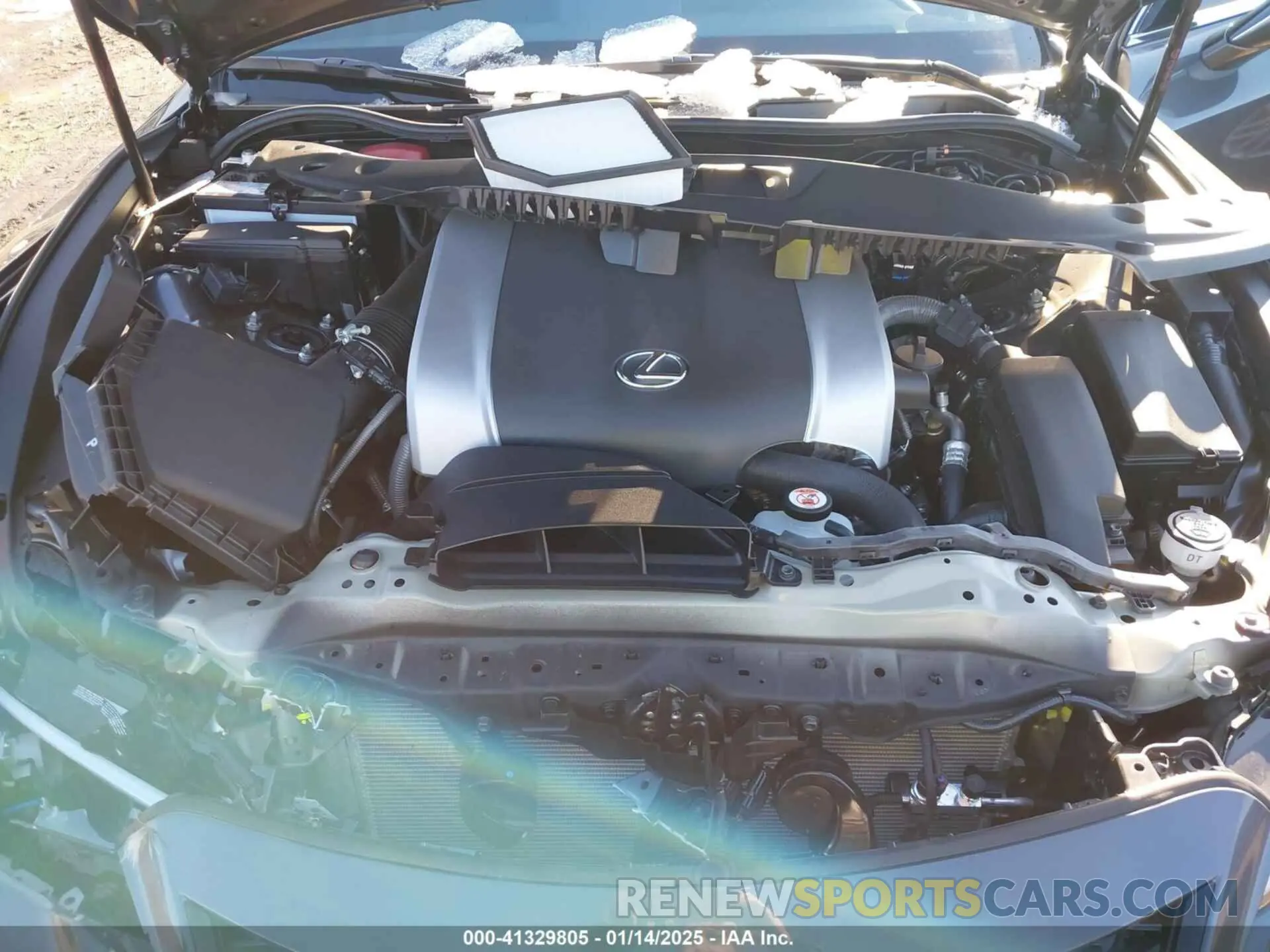 10 fotografías del automóvil dañado JTHBZ1B22R5080533 LEXUS IS 350 2024