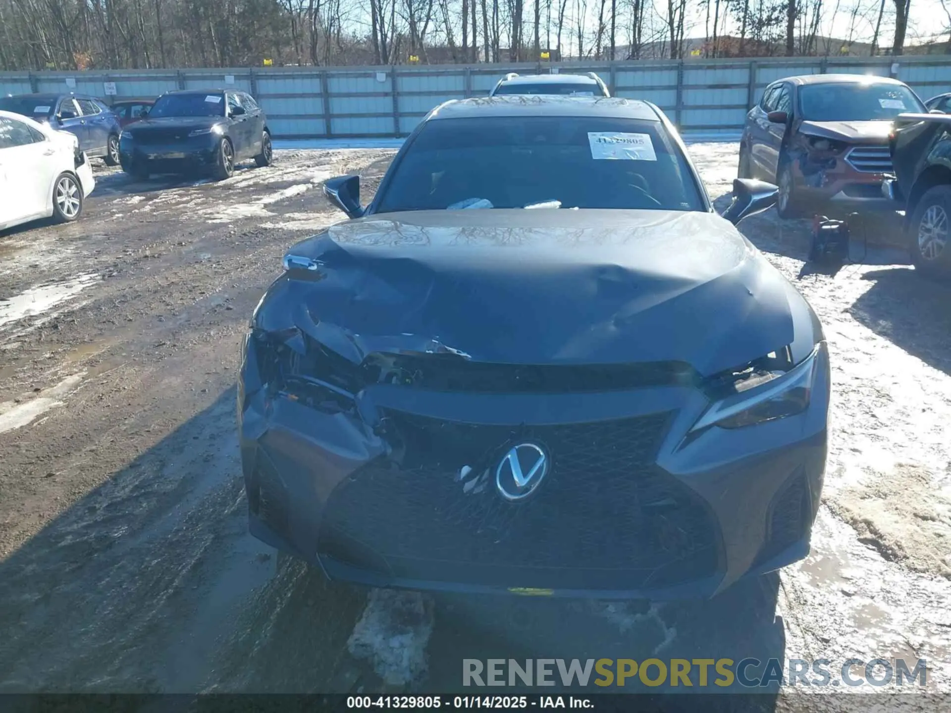 12 fotografías del automóvil dañado JTHBZ1B22R5080533 LEXUS IS 350 2024