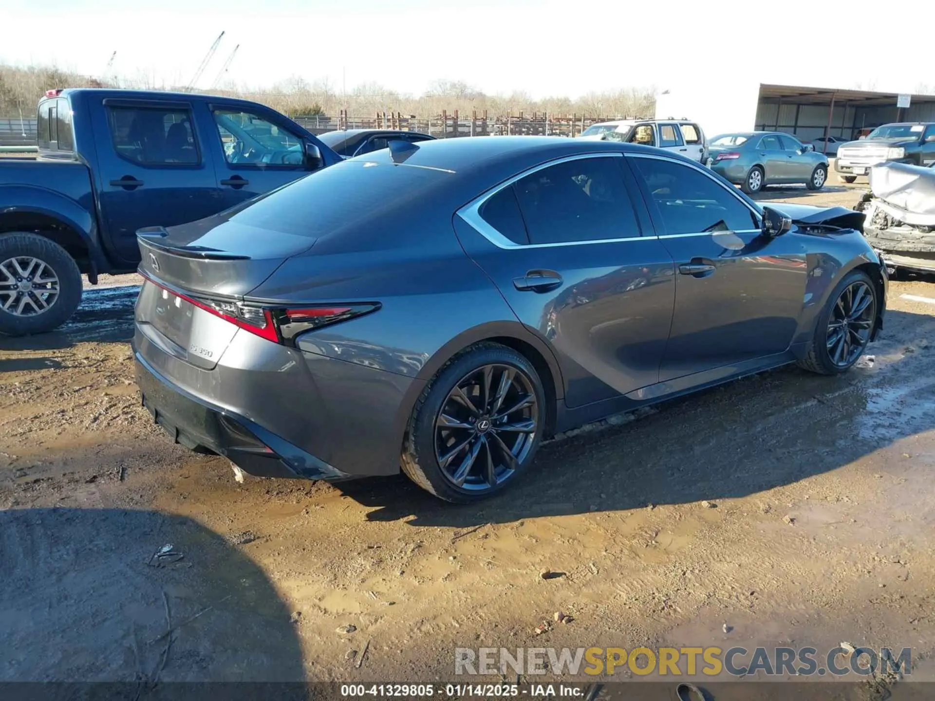 4 fotografías del automóvil dañado JTHBZ1B22R5080533 LEXUS IS 350 2024