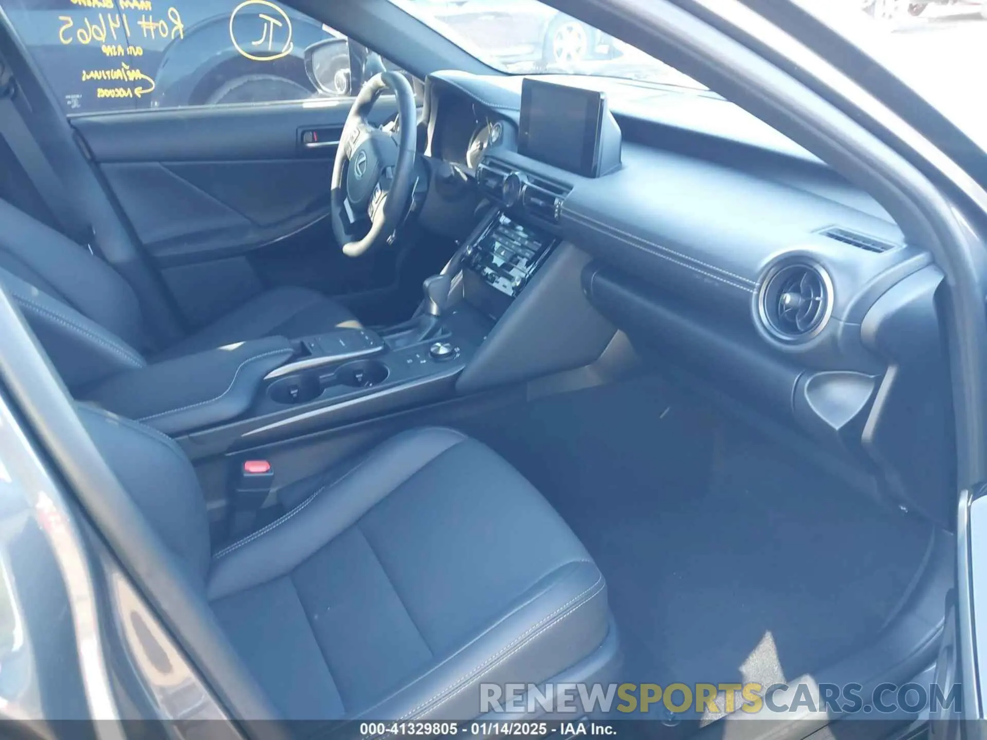 5 fotografías del automóvil dañado JTHBZ1B22R5080533 LEXUS IS 350 2024