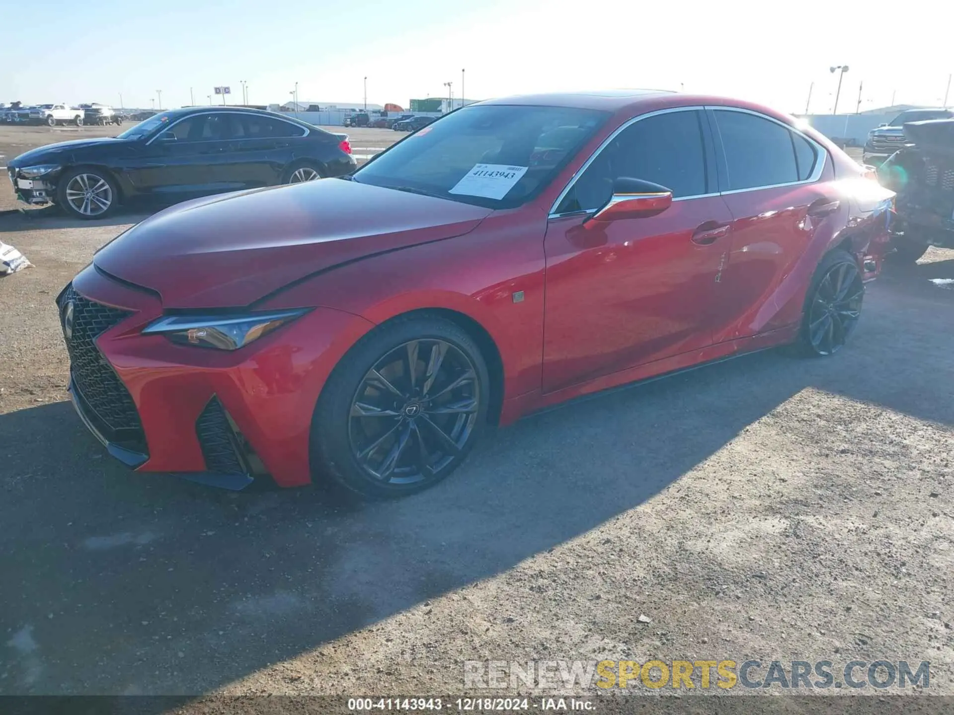 2 fotografías del automóvil dañado JTHBZ1B24R5080548 LEXUS IS 350 2024