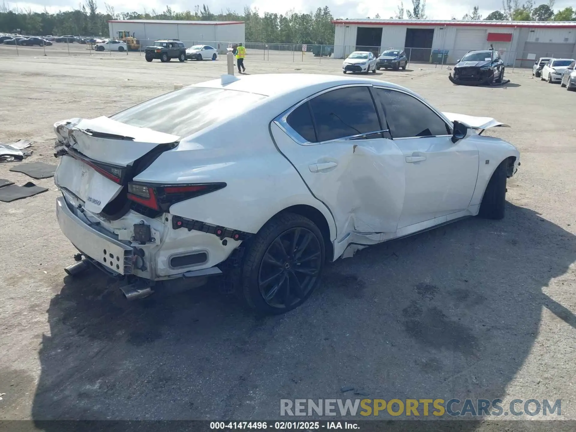 4 fotografías del automóvil dañado JTHBZ1B25R5079117 LEXUS IS 350 2024