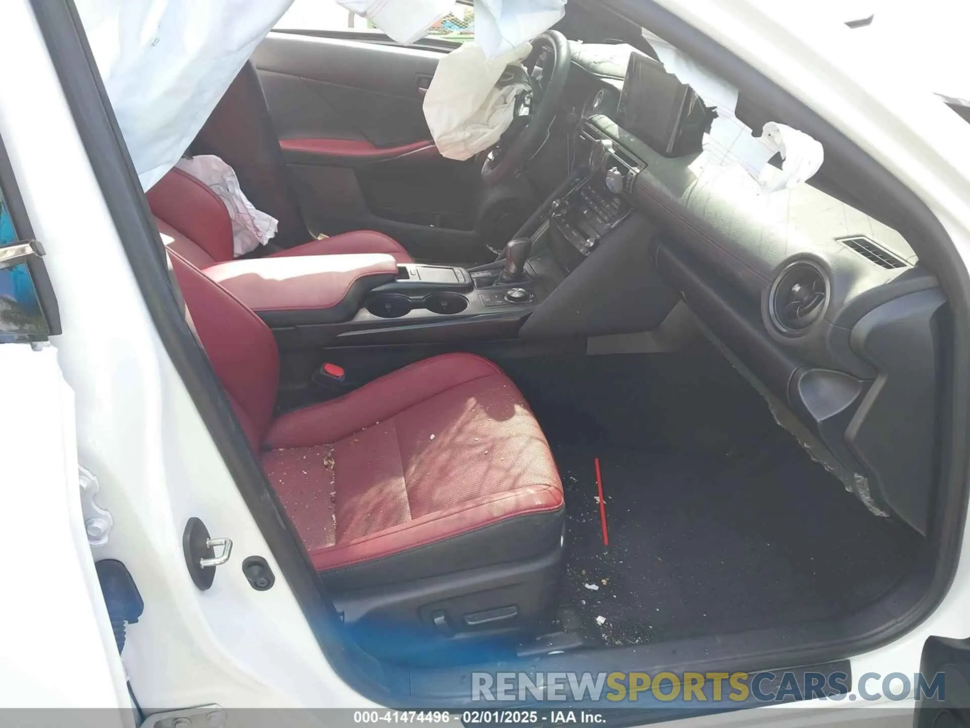 5 fotografías del automóvil dañado JTHBZ1B25R5079117 LEXUS IS 350 2024