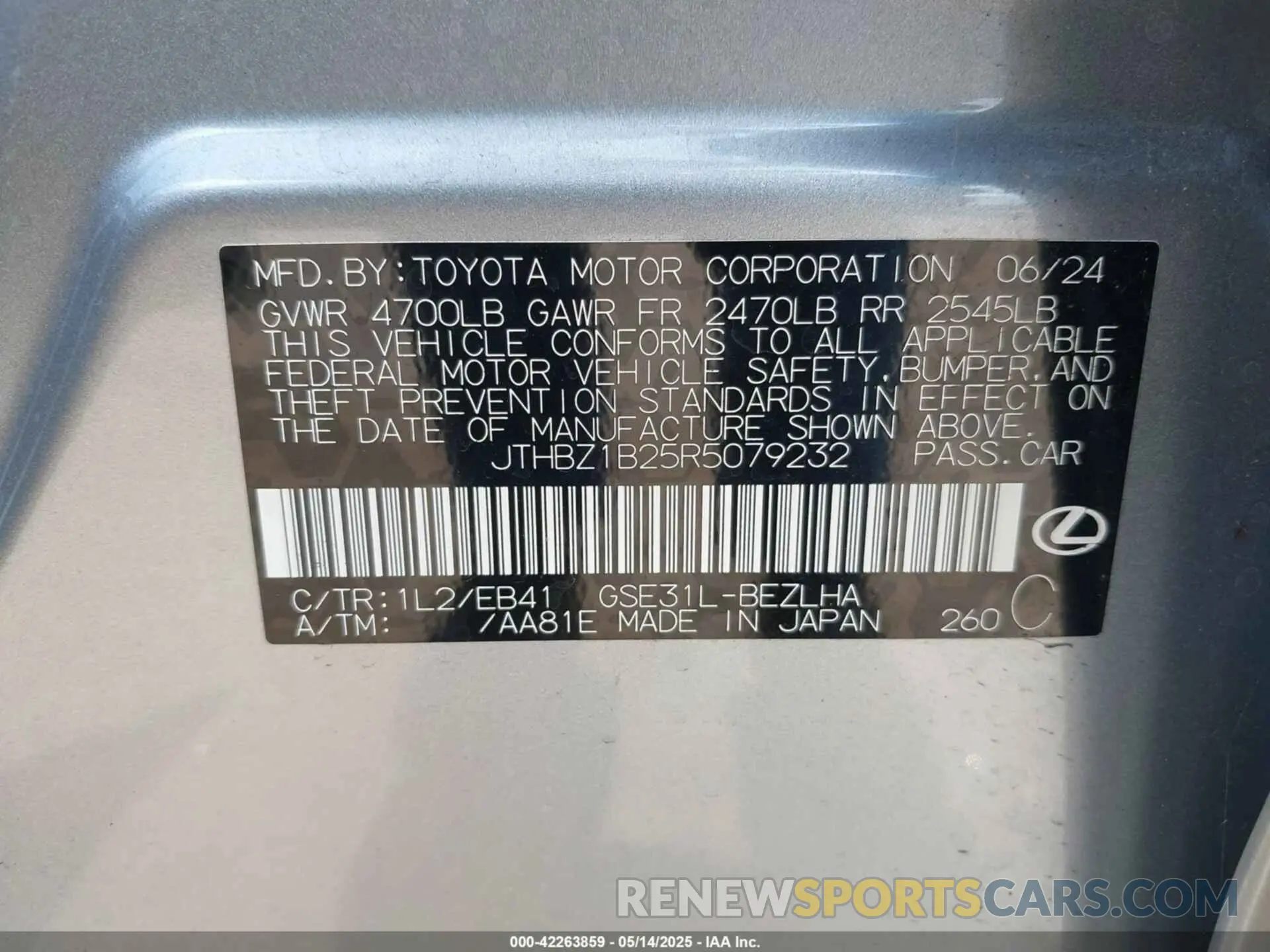 9 fotografías del automóvil dañado JTHBZ1B25R5079232 LEXUS IS 350 2024