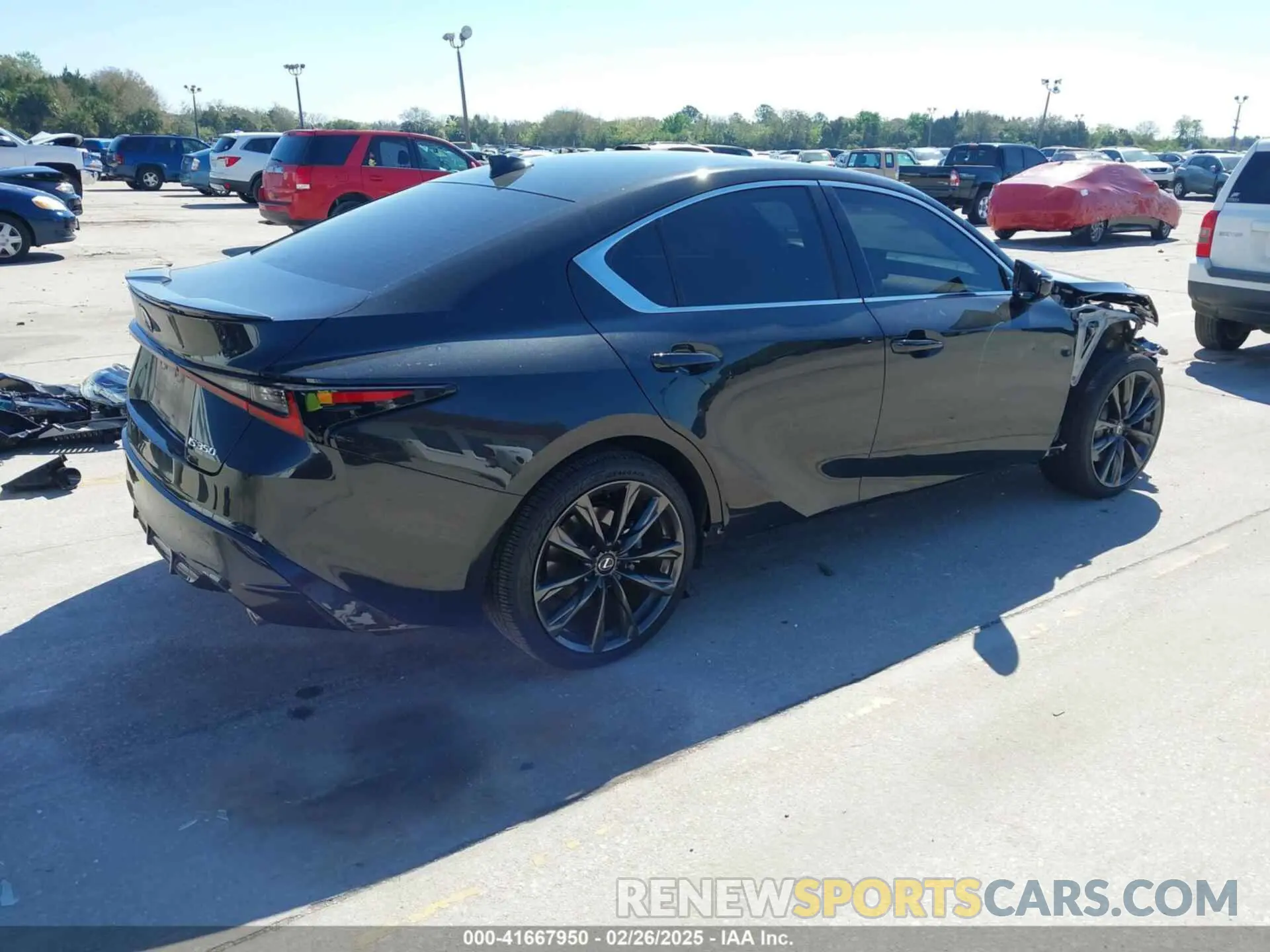 4 fotografías del automóvil dañado JTHBZ1B29R5078438 LEXUS IS 350 2024