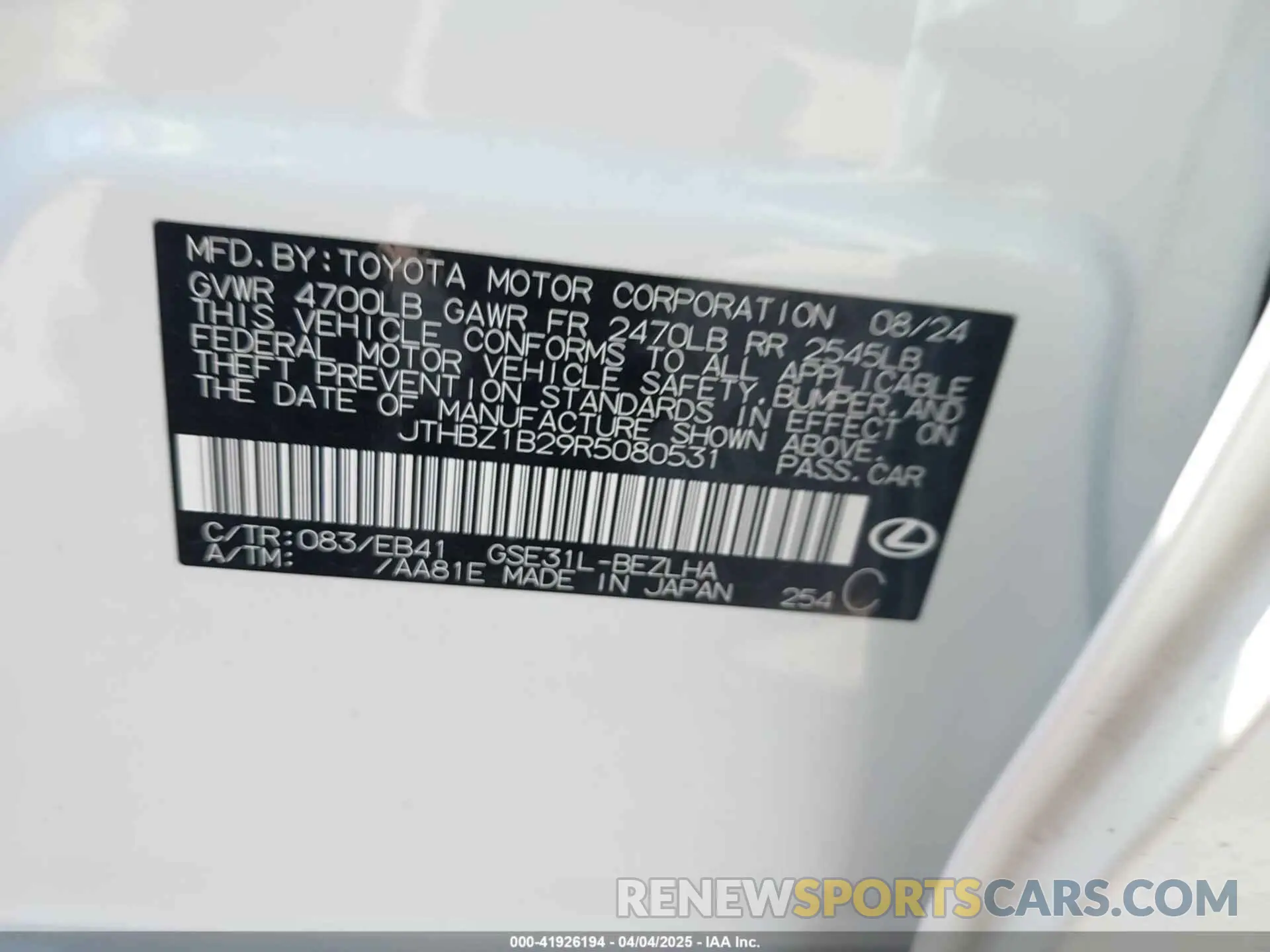 9 fotografías del automóvil dañado JTHBZ1B29R5080531 LEXUS IS 350 2024