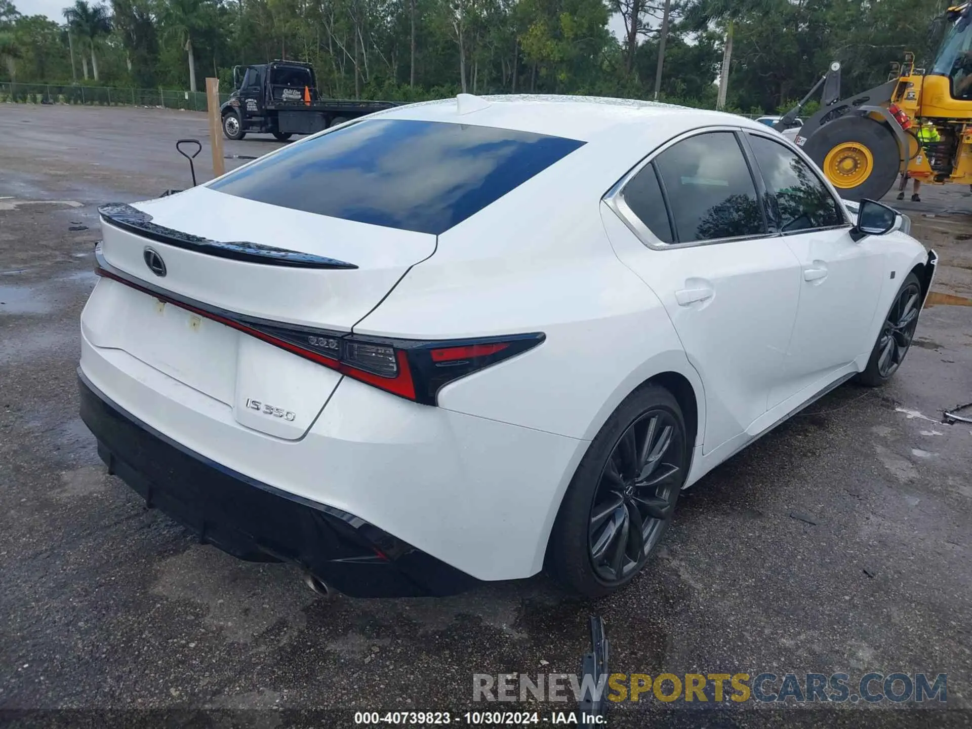 4 fotografías del automóvil dañado JTHBZ1B2XR5078514 LEXUS IS 350 2024