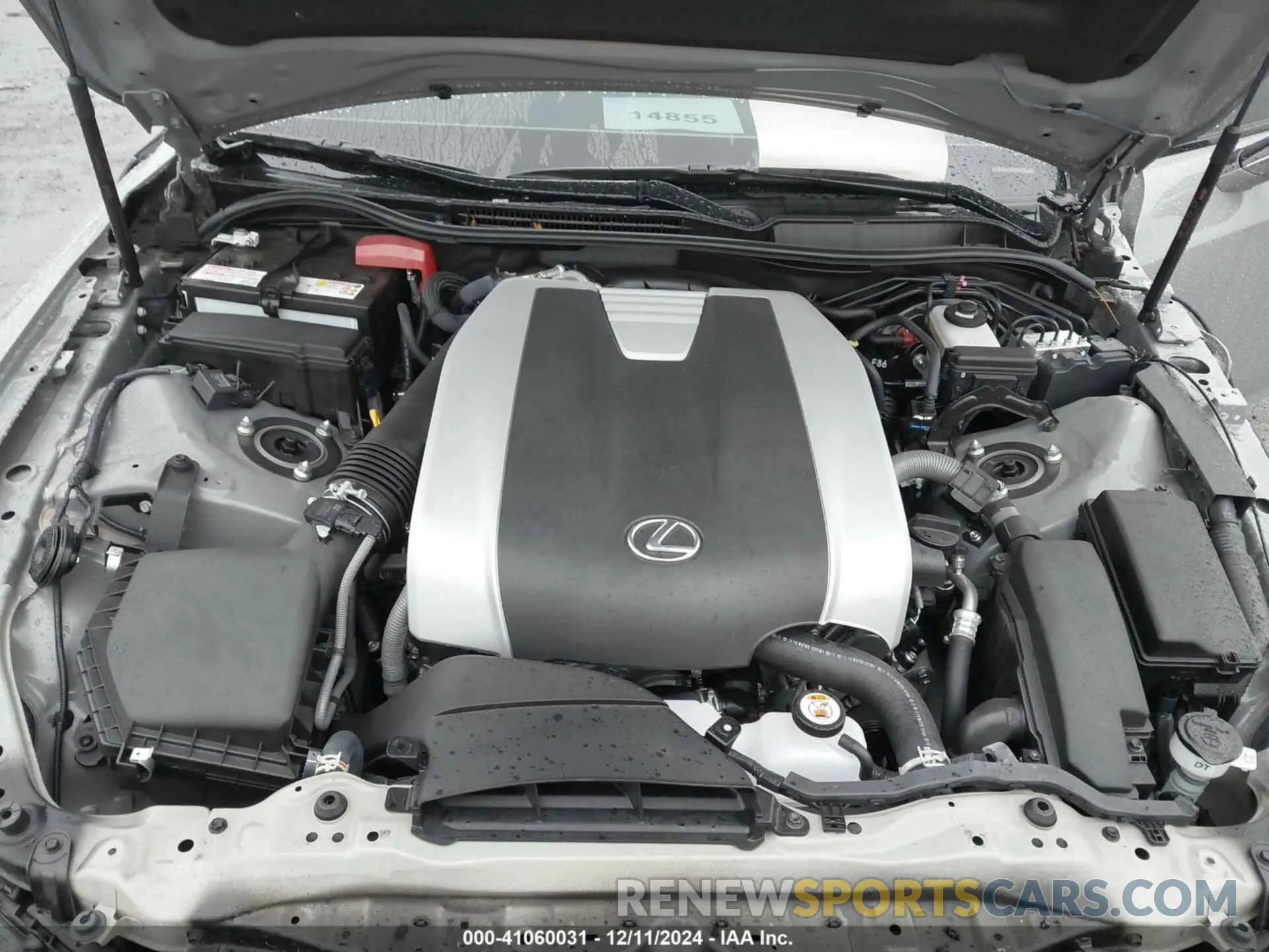 10 fotografías del automóvil dañado JTHBZ1E22R5035541 LEXUS IS 350 2024