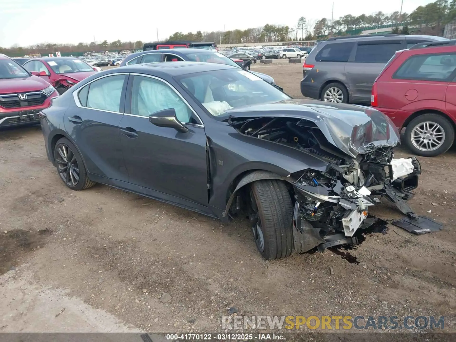1 fotografías del automóvil dañado JTHBZ1E24R5035556 LEXUS IS 350 2024