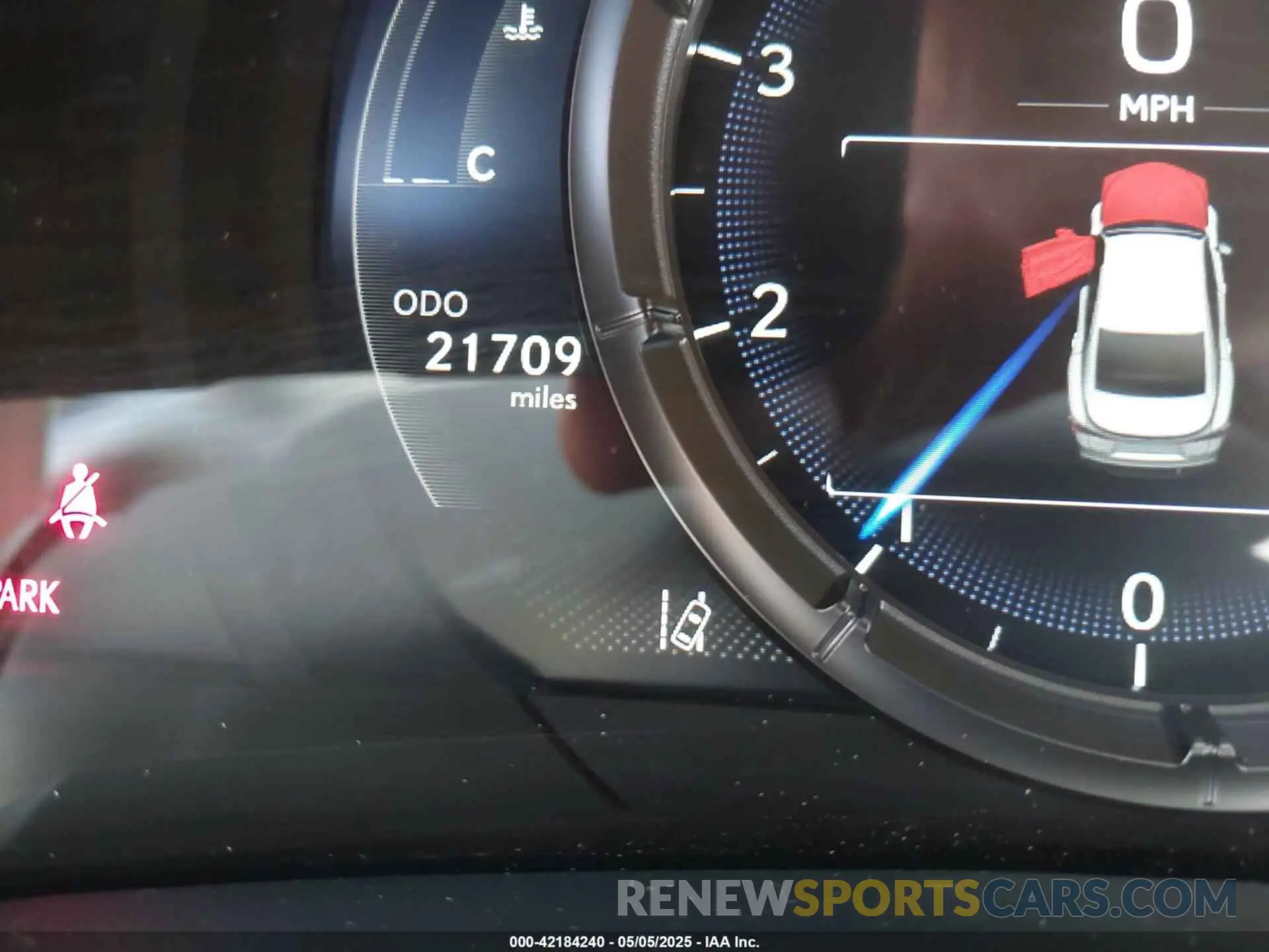 15 fotografías del automóvil dañado JTHGZ1B21R5078519 LEXUS IS 350 2024