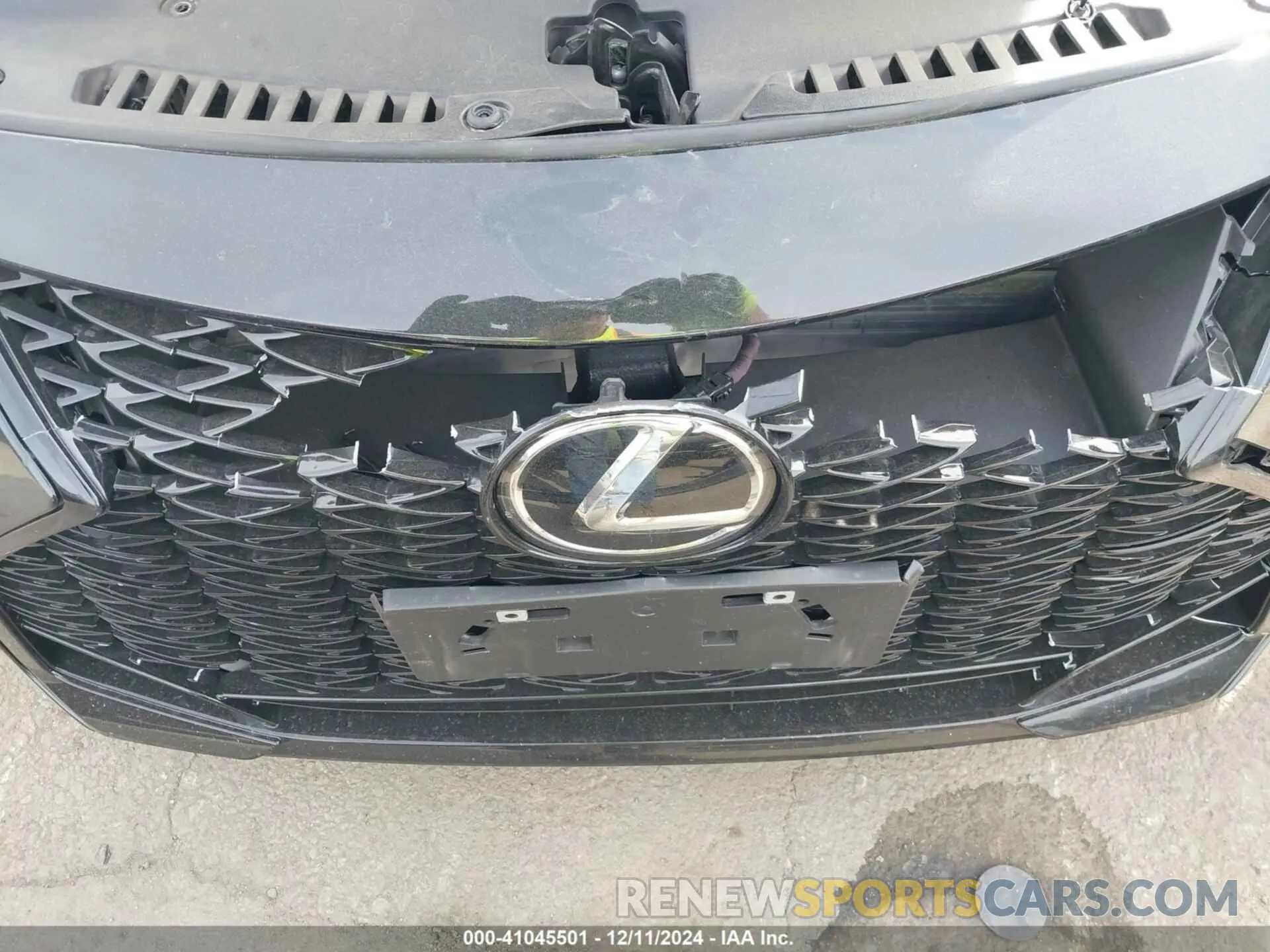 16 fotografías del automóvil dañado JTHGZ1B23R5076108 LEXUS IS 350 2024