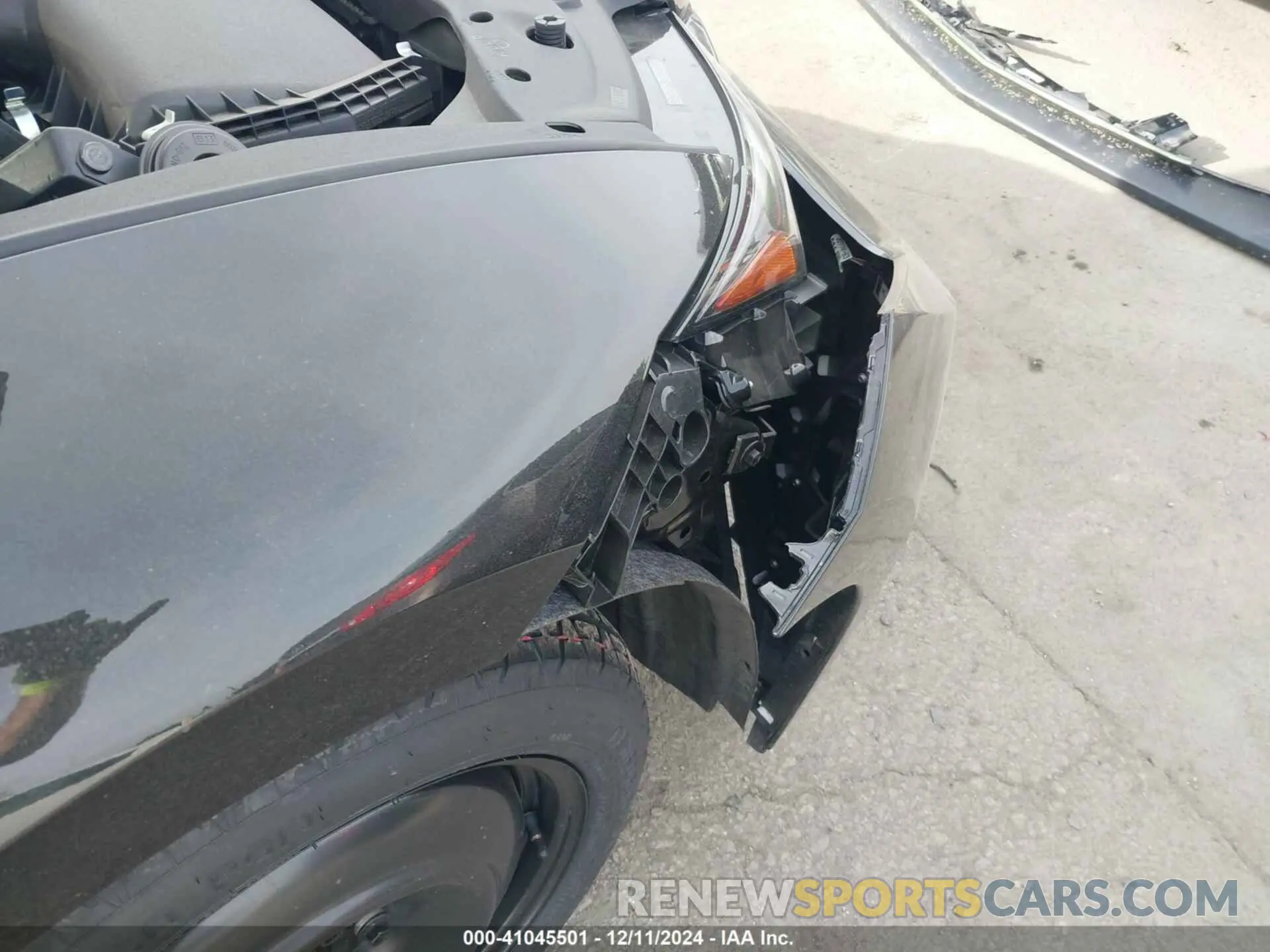 17 fotografías del automóvil dañado JTHGZ1B23R5076108 LEXUS IS 350 2024