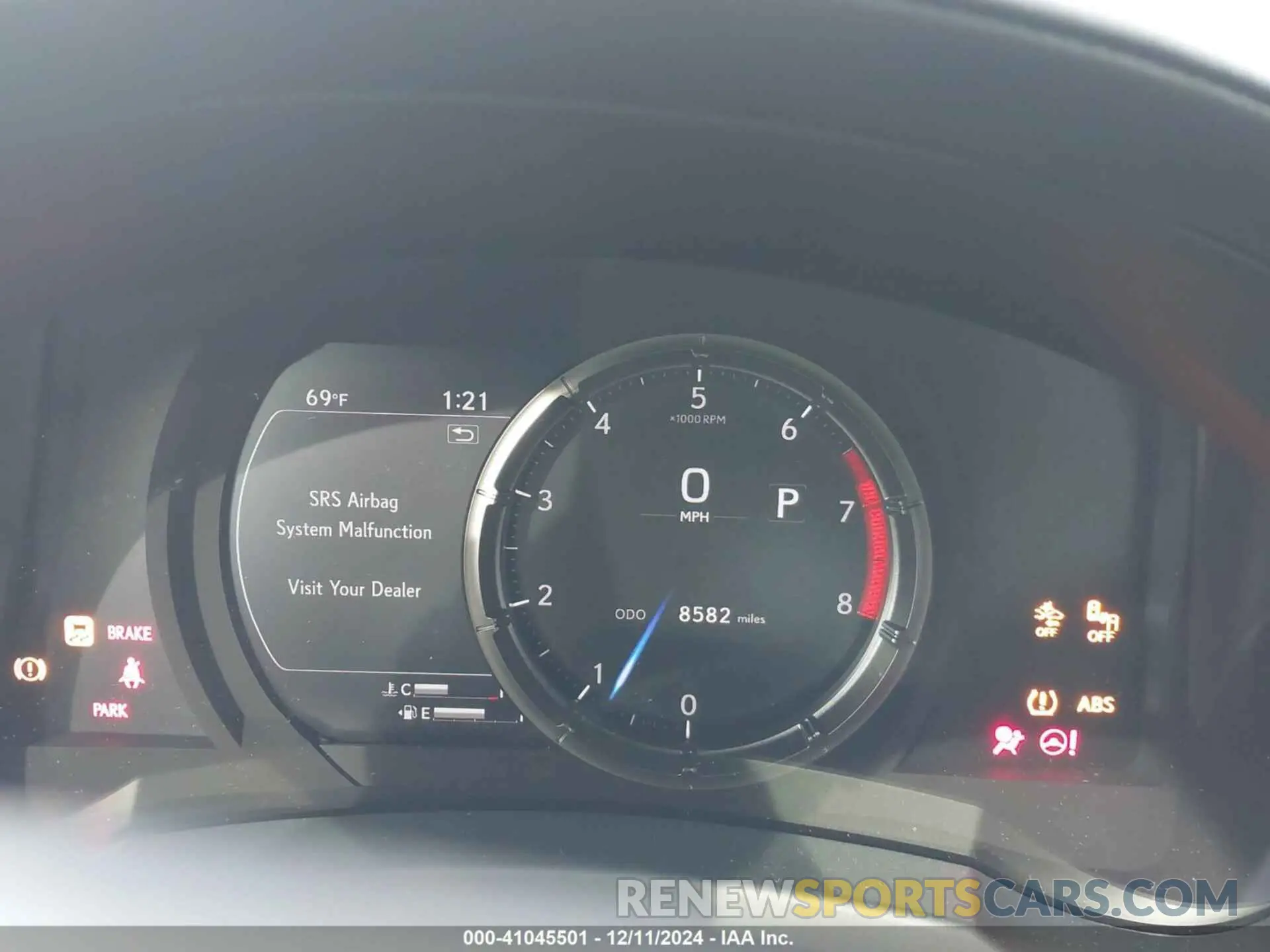 7 fotografías del automóvil dañado JTHGZ1B23R5076108 LEXUS IS 350 2024