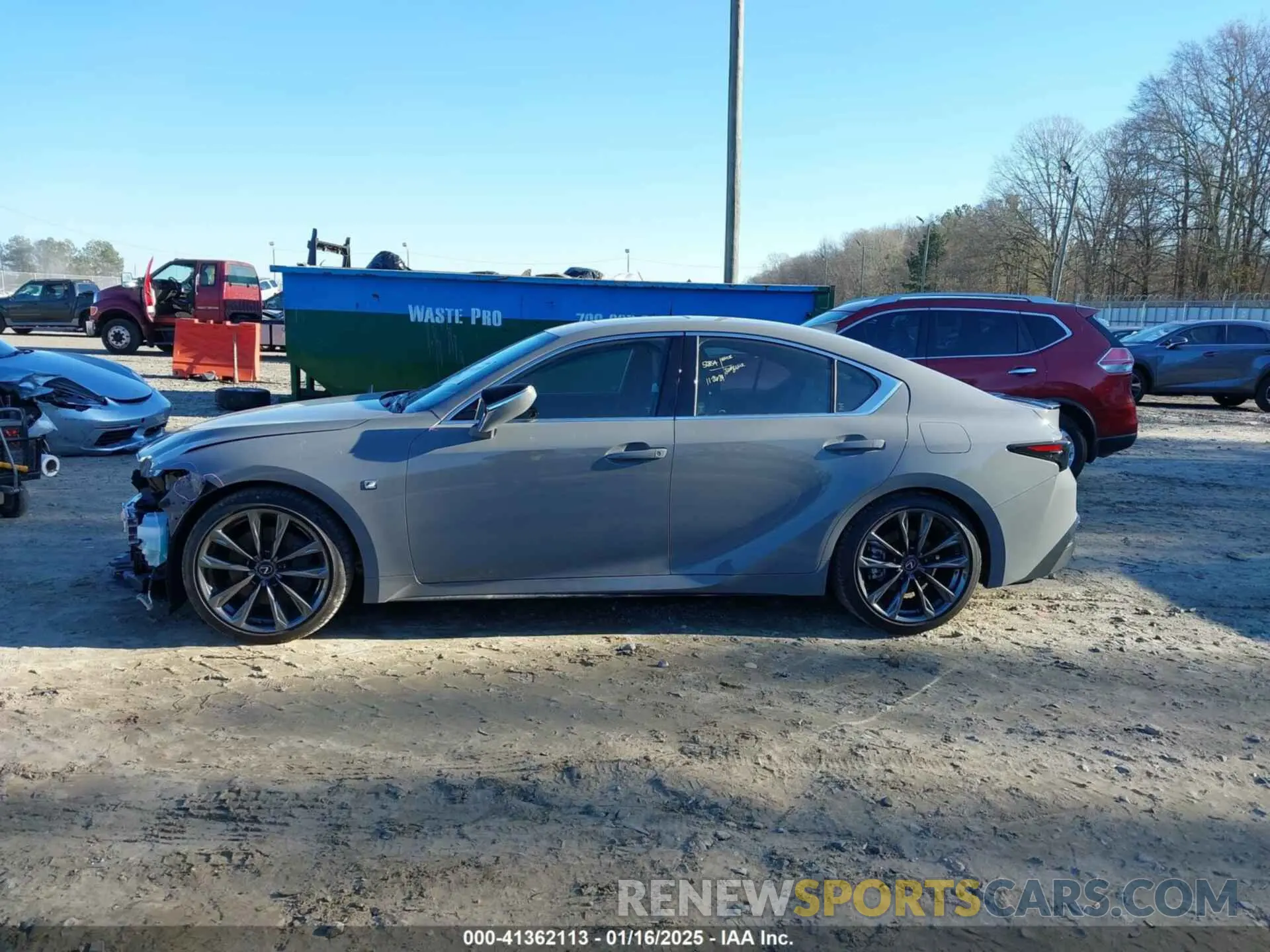 15 fotografías del automóvil dañado JTHGZ1B24R5076652 LEXUS IS 350 2024