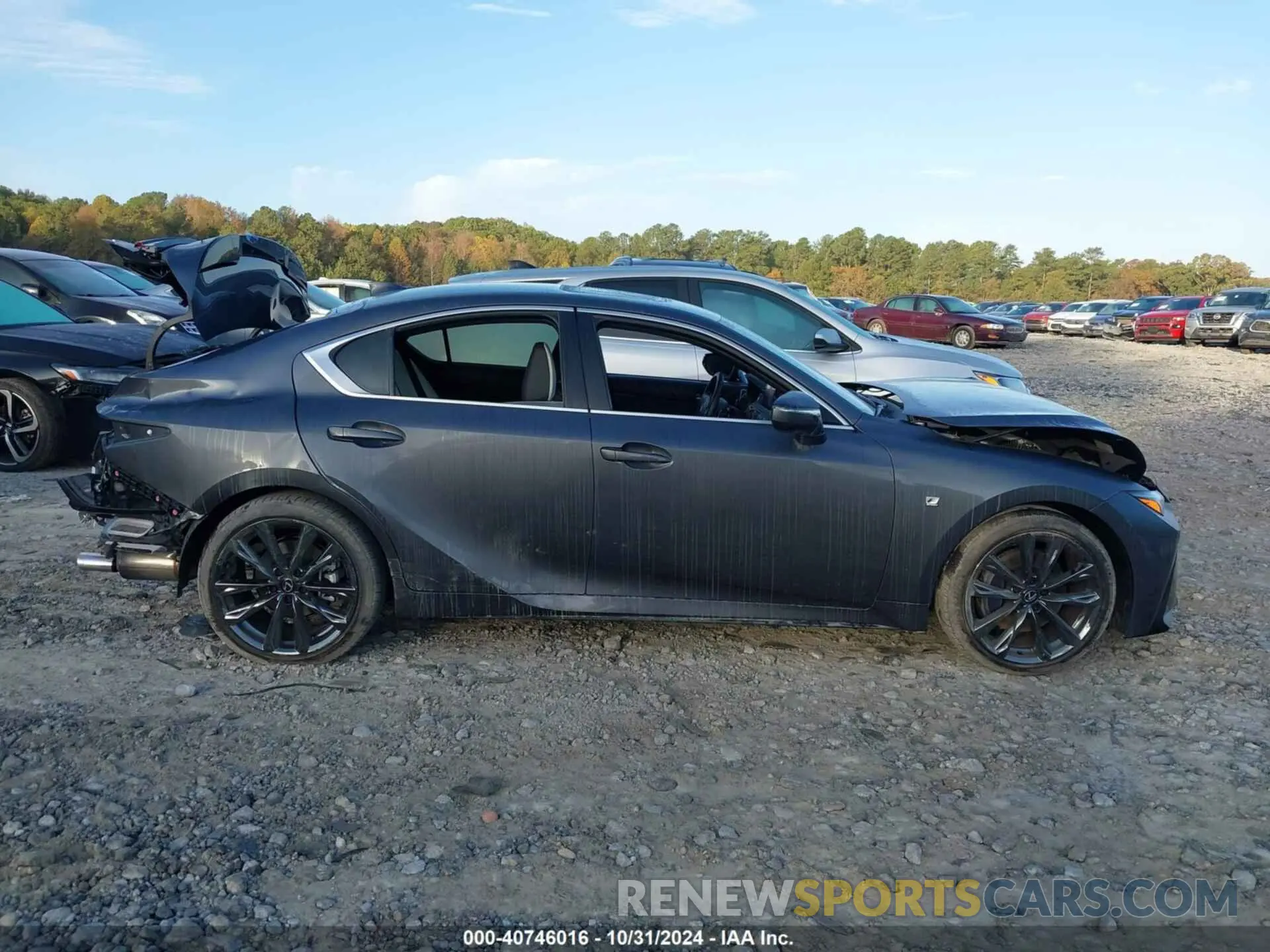 13 fotografías del automóvil dañado JTHGZ1B24R5079096 LEXUS IS 350 2024