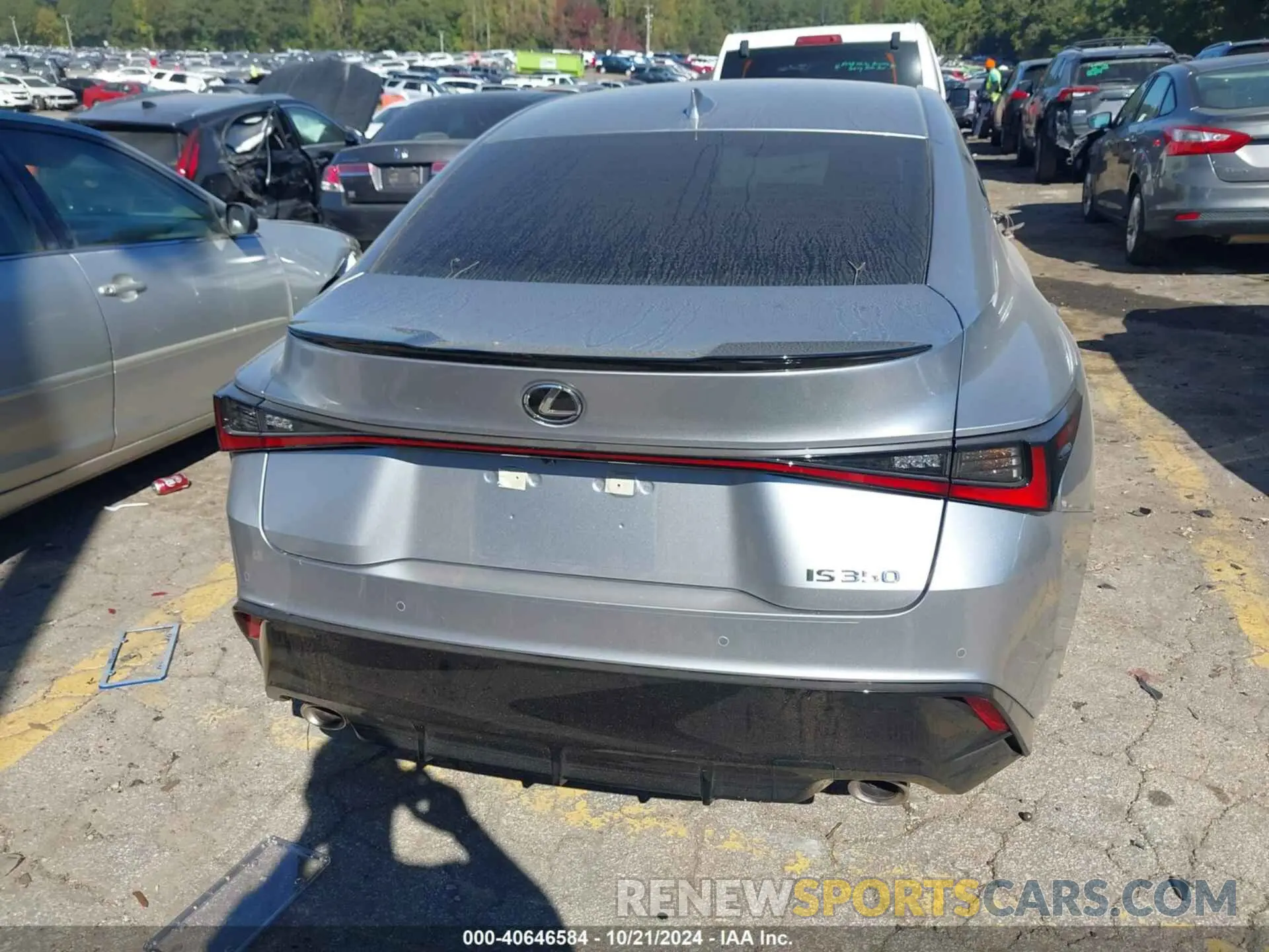 16 fotografías del automóvil dañado JTHGZ1B26R5077964 LEXUS IS 350 2024