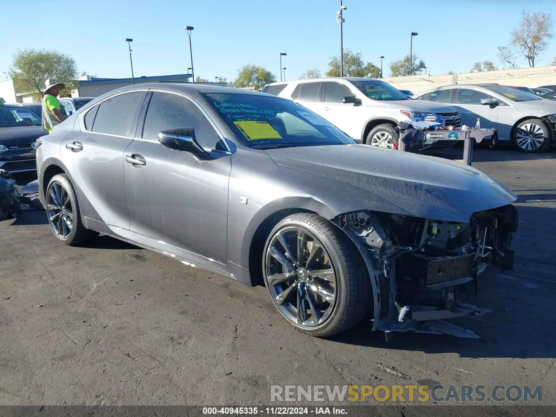 1 fotografías del automóvil dañado JTHGZ1B27R5079710 LEXUS IS 350 2024