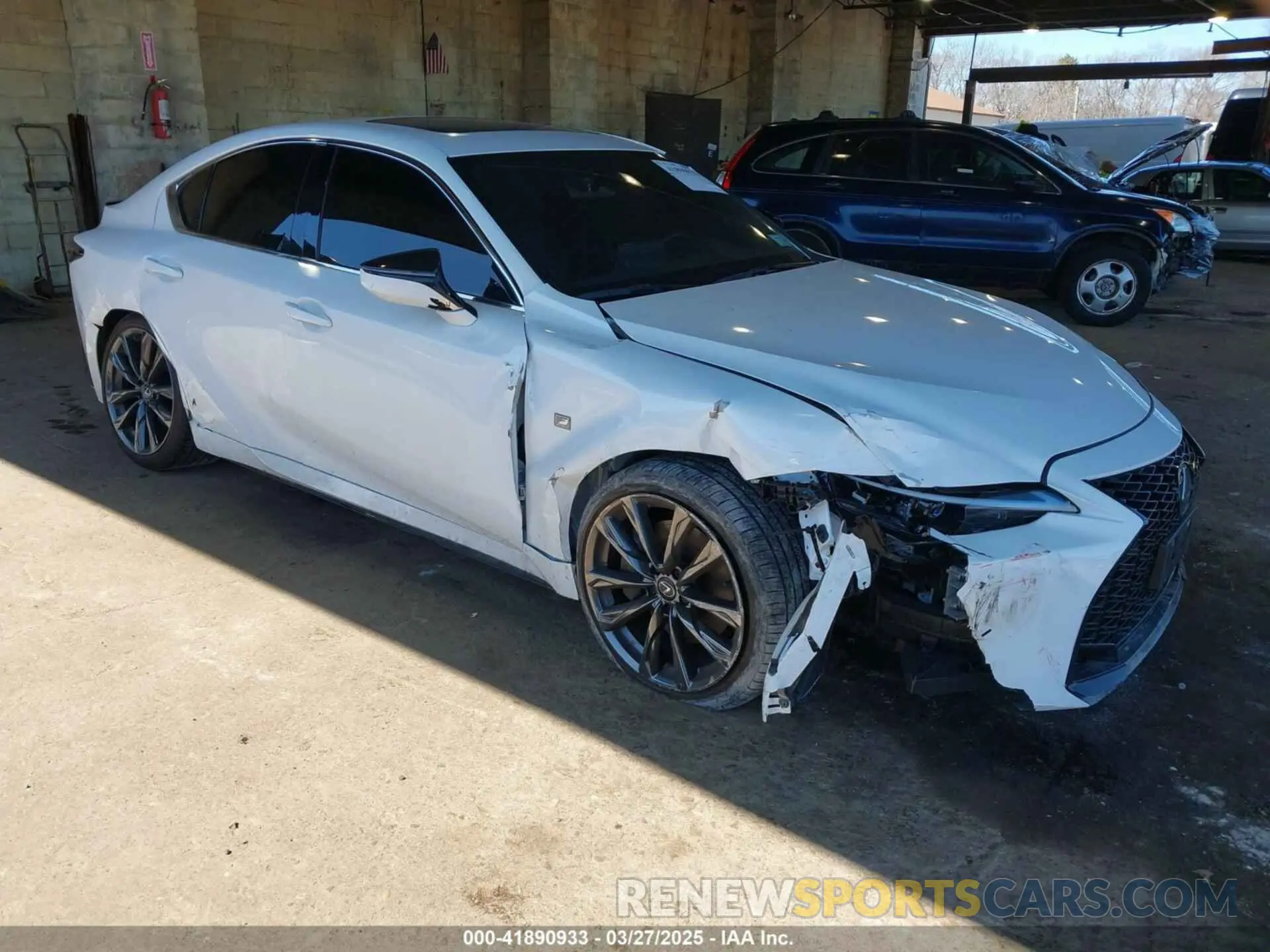 1 fotografías del automóvil dañado JTHGZ1E28R5036005 LEXUS IS 350 2024