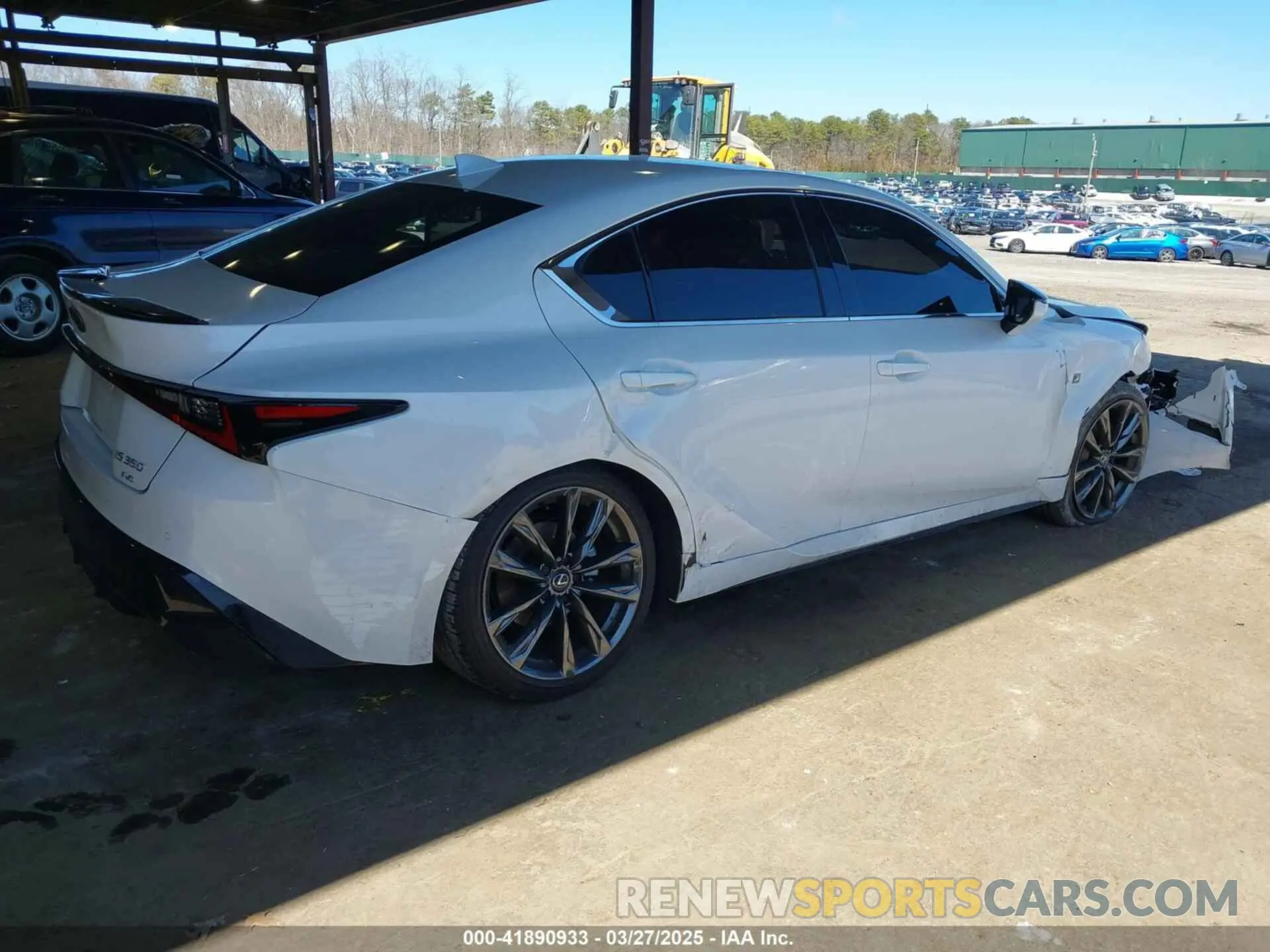 4 fotografías del automóvil dañado JTHGZ1E28R5036005 LEXUS IS 350 2024