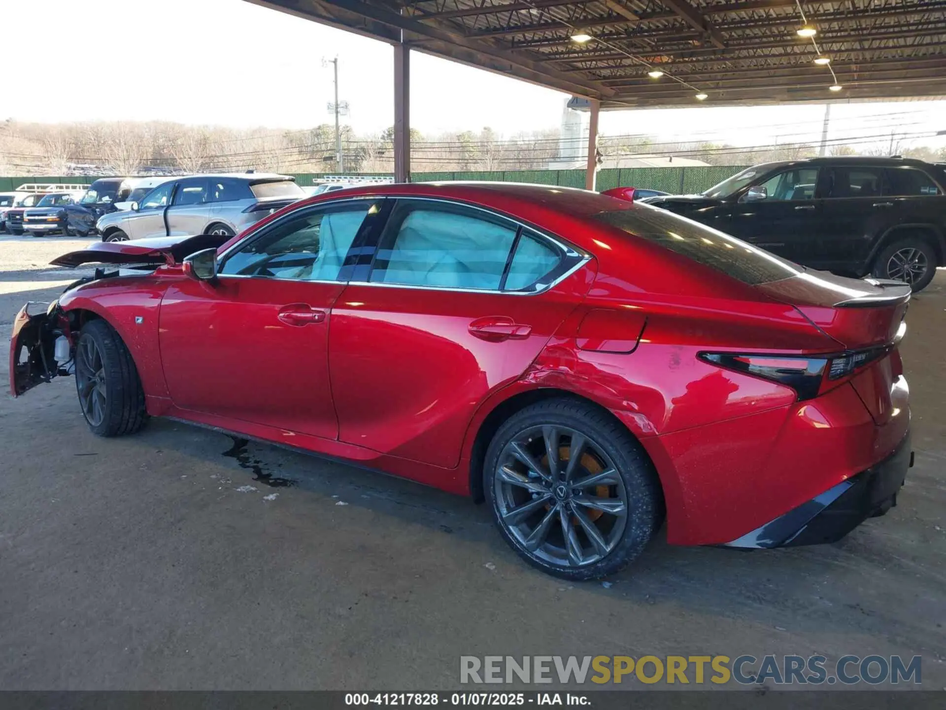 3 fotografías del automóvil dañado JTHGZ1E29R5035607 LEXUS IS 350 2024