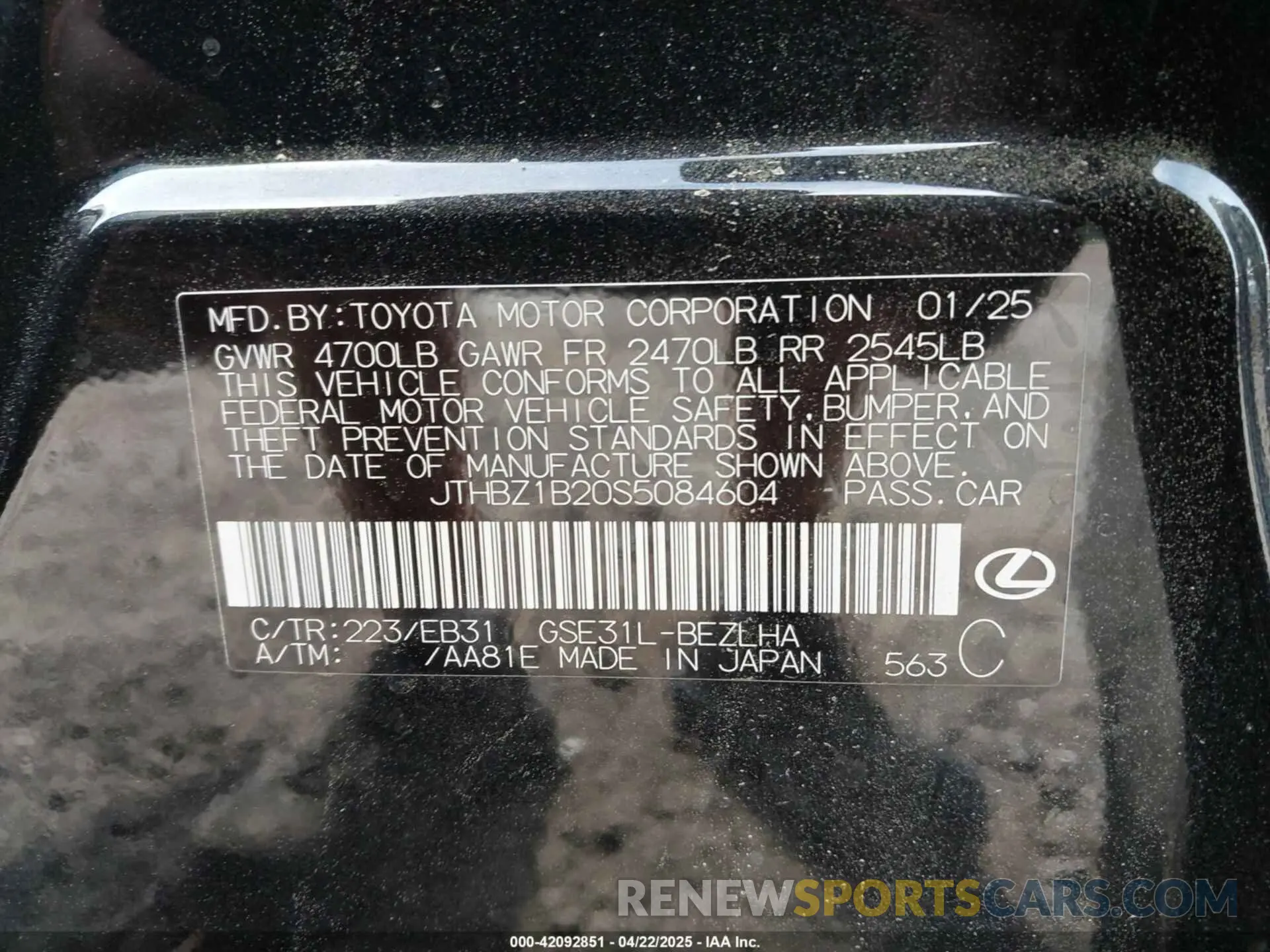 9 fotografías del automóvil dañado JTHBZ1B20S5084604 LEXUS IS 350 2025