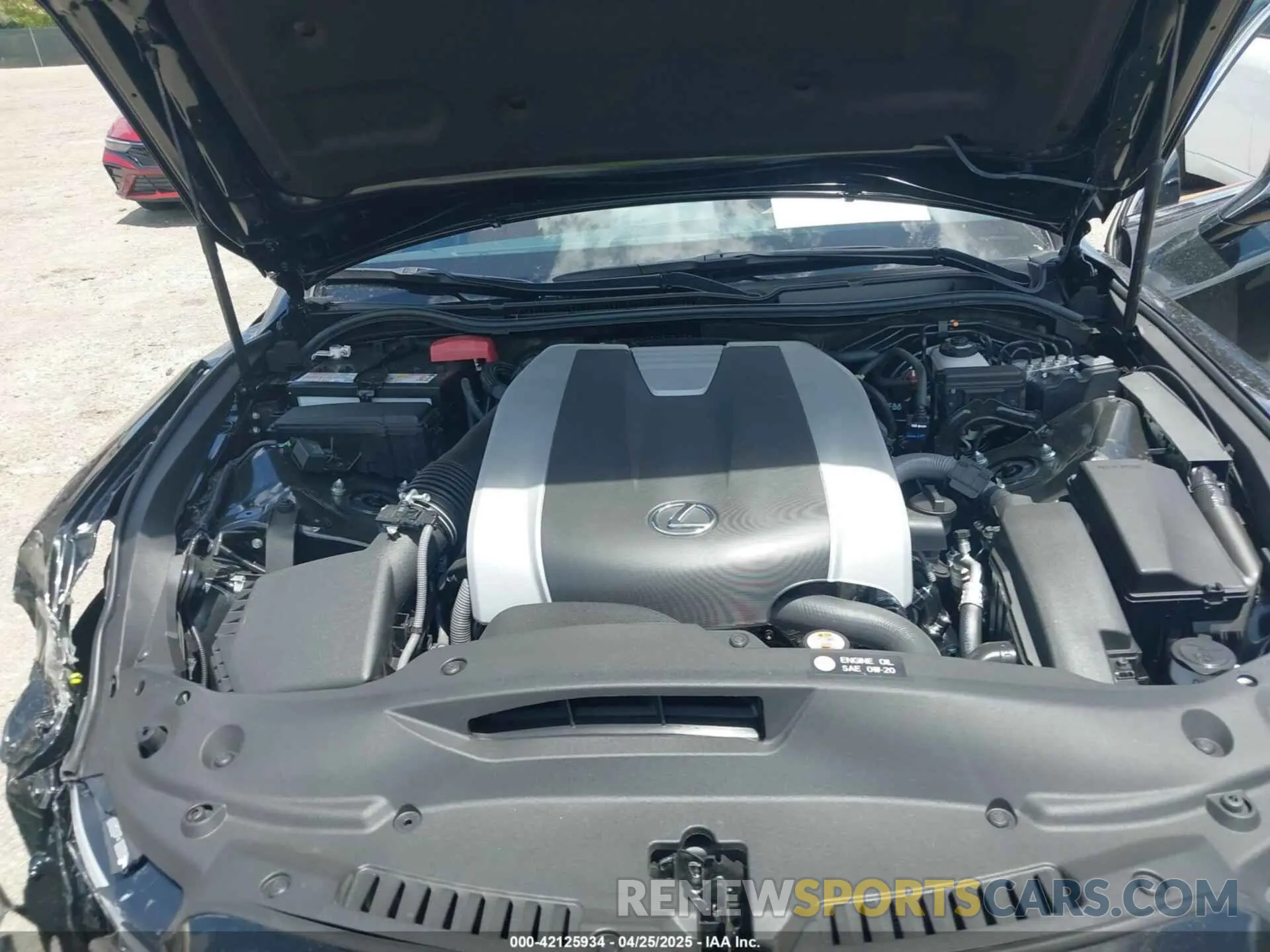 10 fotografías del automóvil dañado JTHBZ1B2XS5084514 LEXUS IS 350 2025