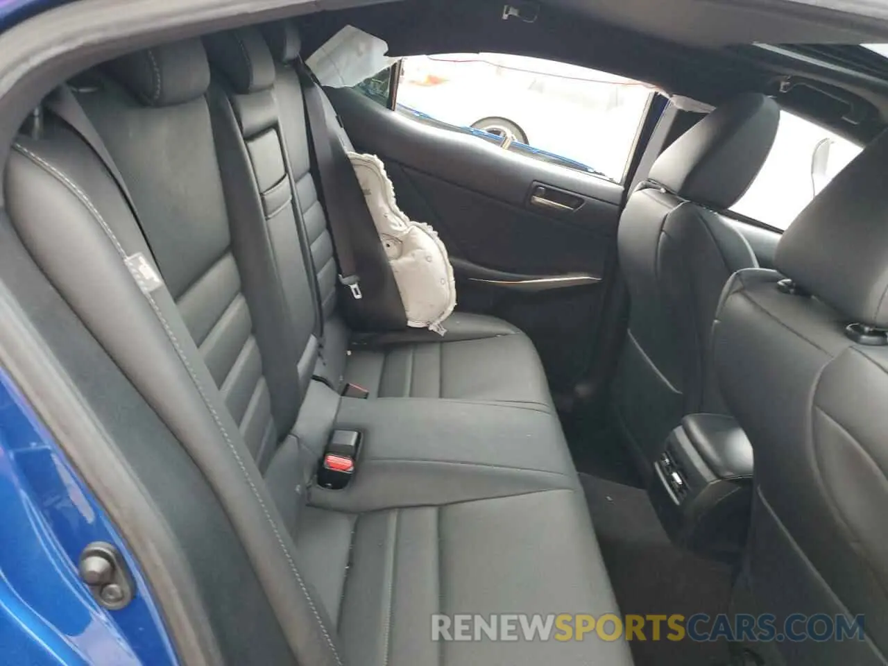 10 fotografías del automóvil dañado JTHGZ1B26L5036810 LEXUS IS 350 F S 2020