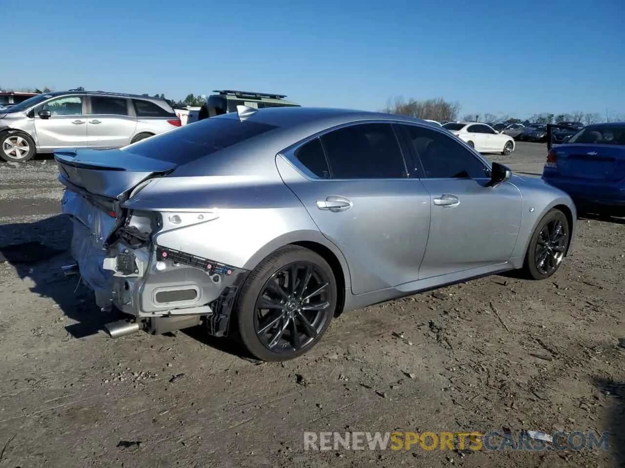 3 fotografías del automóvil dañado JTHGZ1B20M5046105 LEXUS IS 350 F S 2021