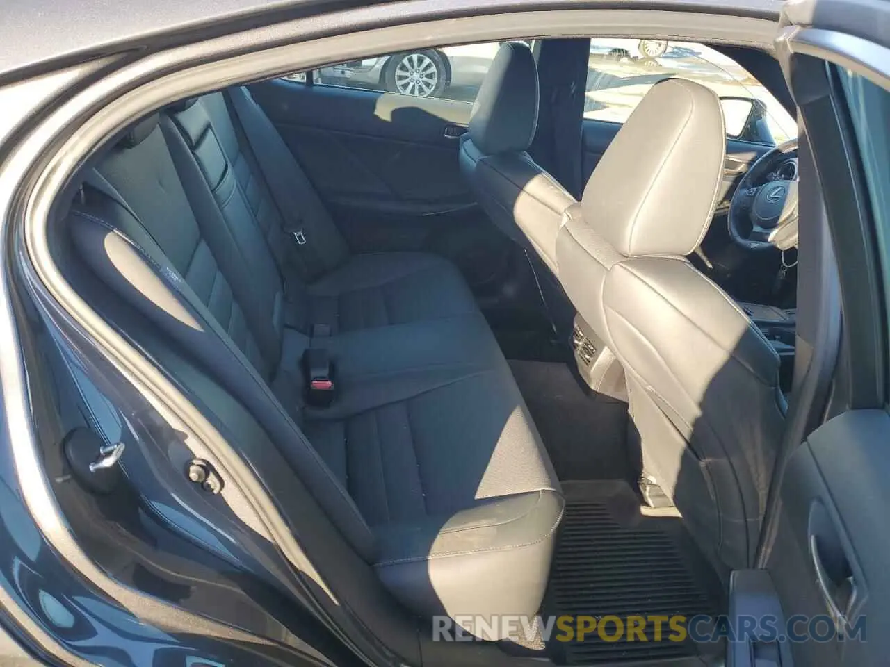 10 fotografías del automóvil dañado JTHGZ1B26M5044813 LEXUS IS 350 F S 2021